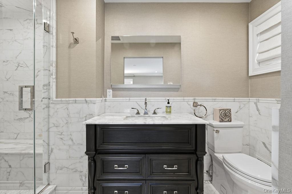 Single Family 80th Queens, NY 11414, MLS-962352-7