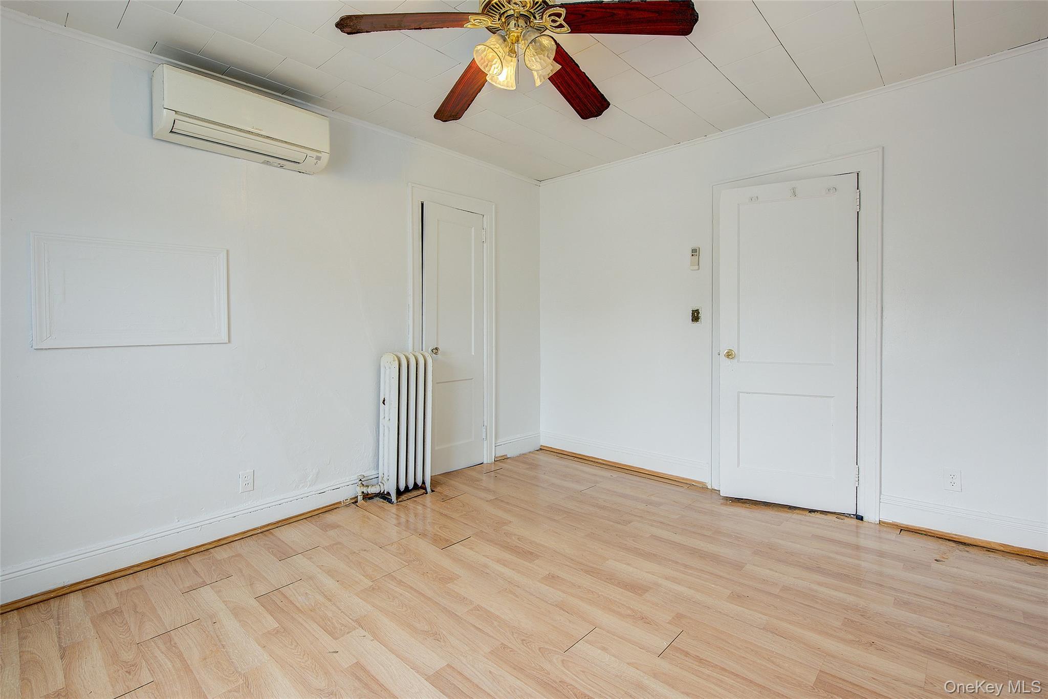 Single Family 184th  Queens, NY 11423, MLS-962364-27