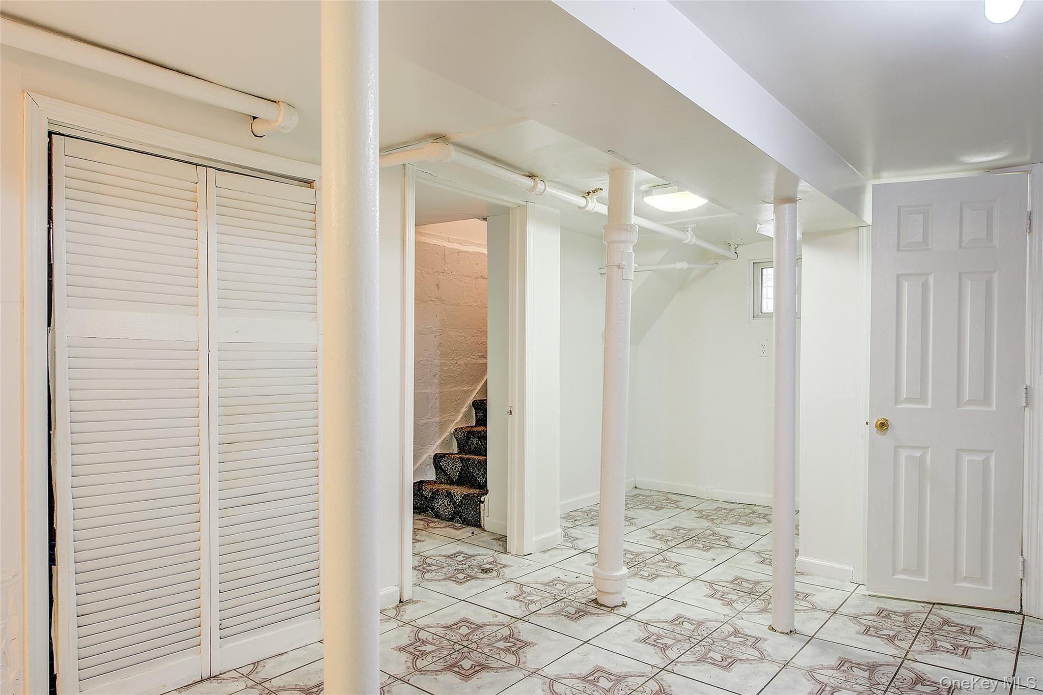 Single Family 184th  Queens, NY 11423, MLS-962364-33