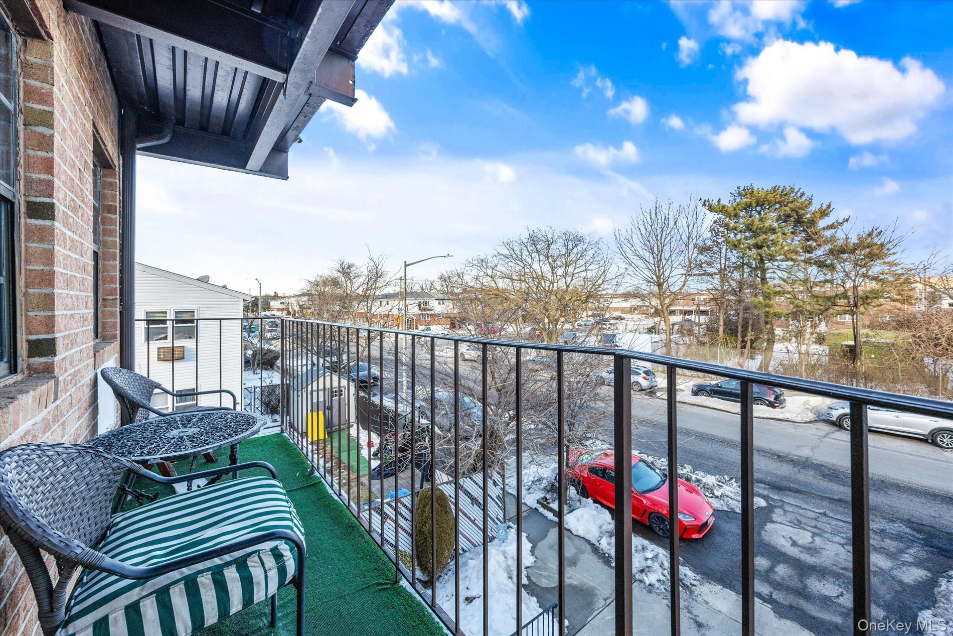 Condo 79th  Queens, NY 11414, MLS-962379-18