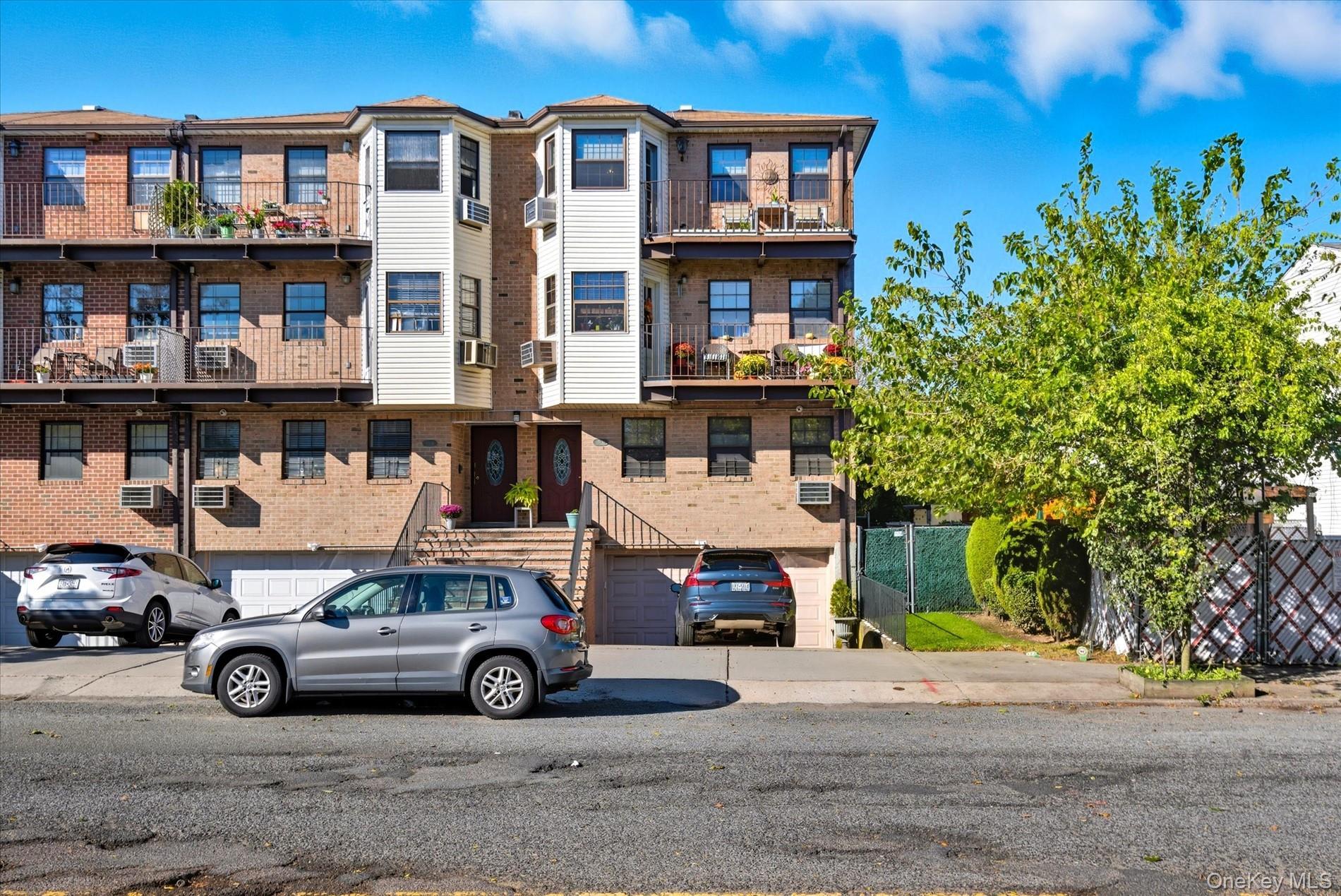 Condo 79th  Queens, NY 11414, MLS-962379-20