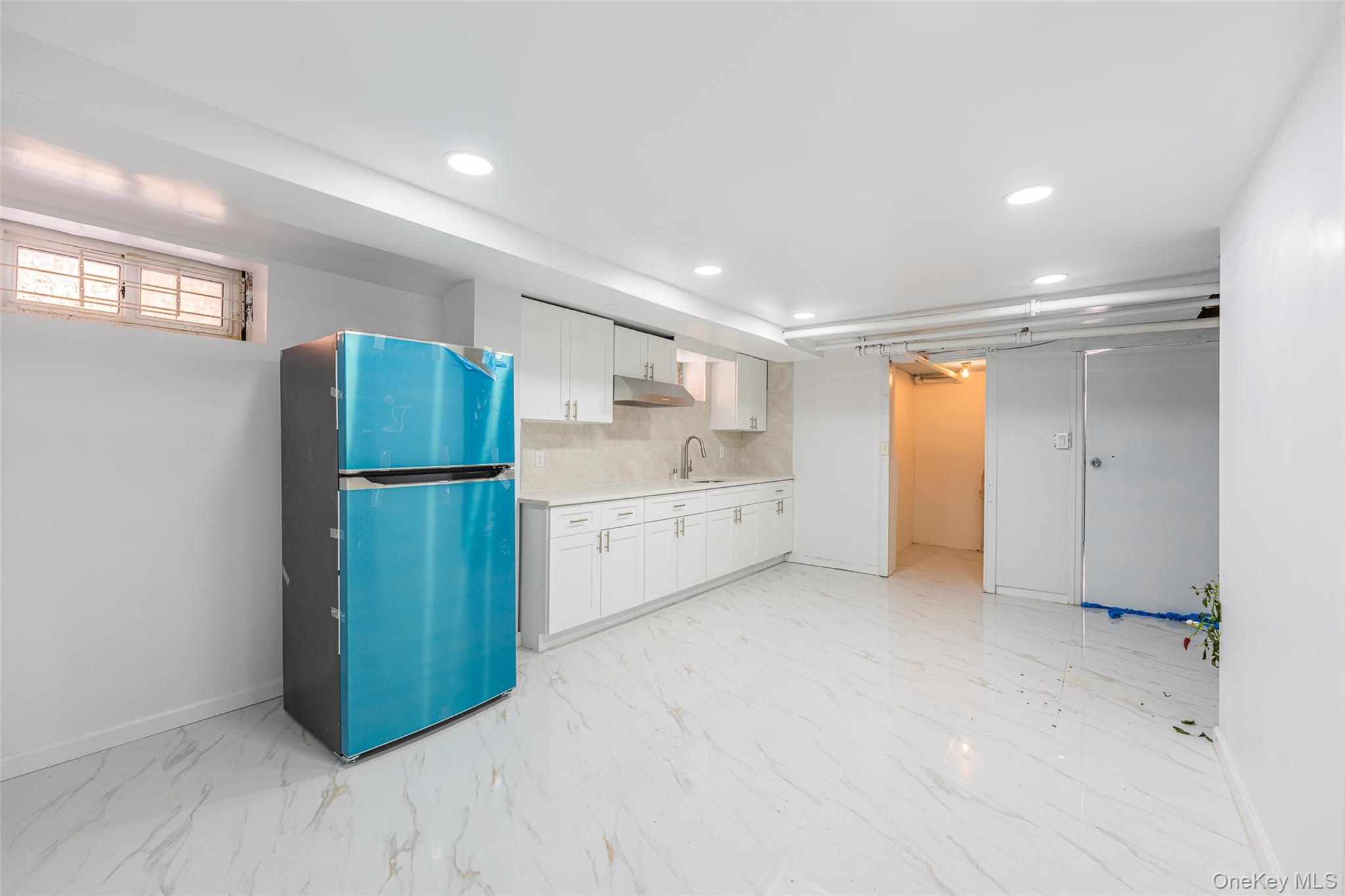 Single Family 50th  Queens, NY 11364, MLS-962381-19