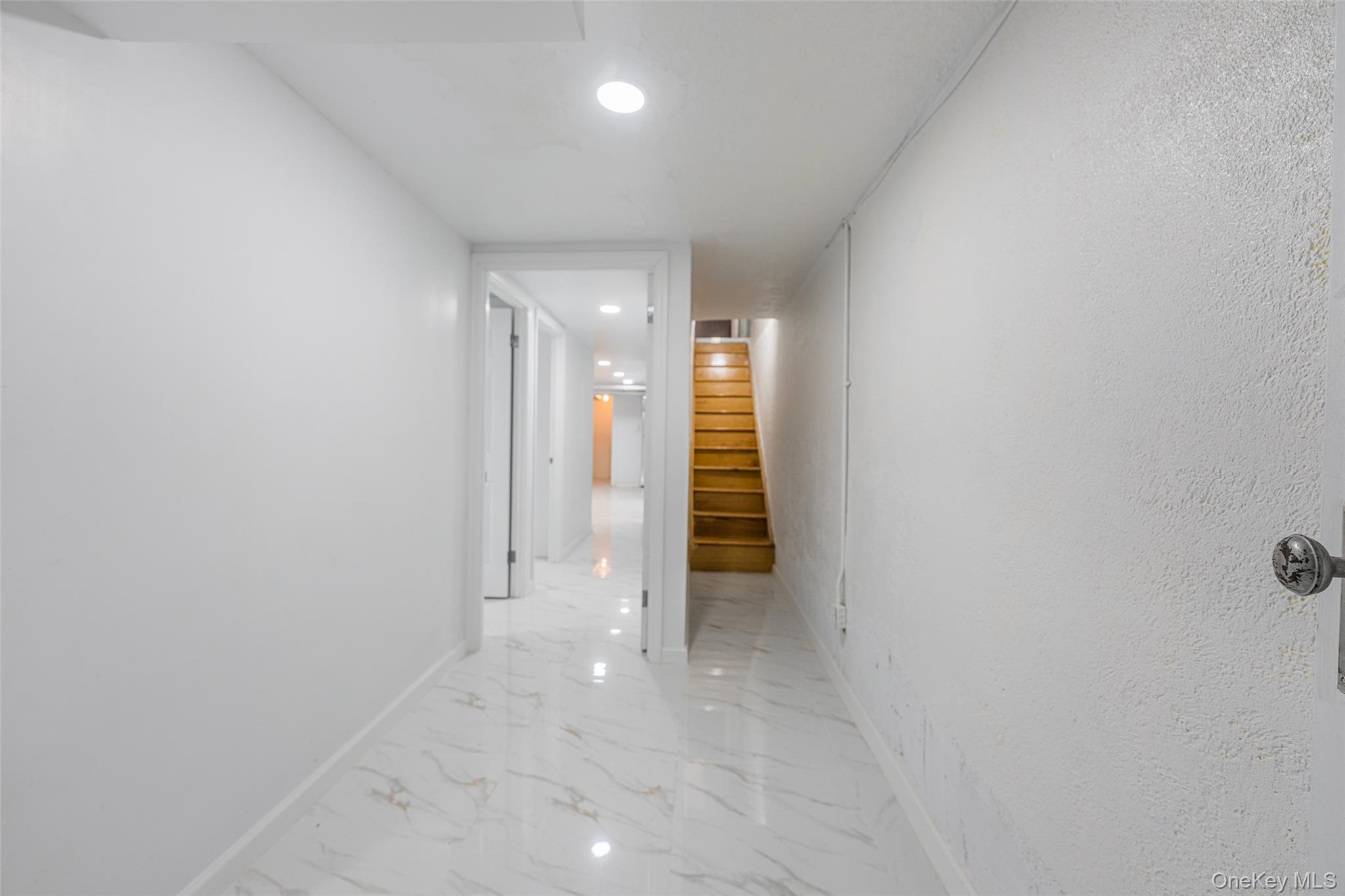 Single Family 50th  Queens, NY 11364, MLS-962381-22