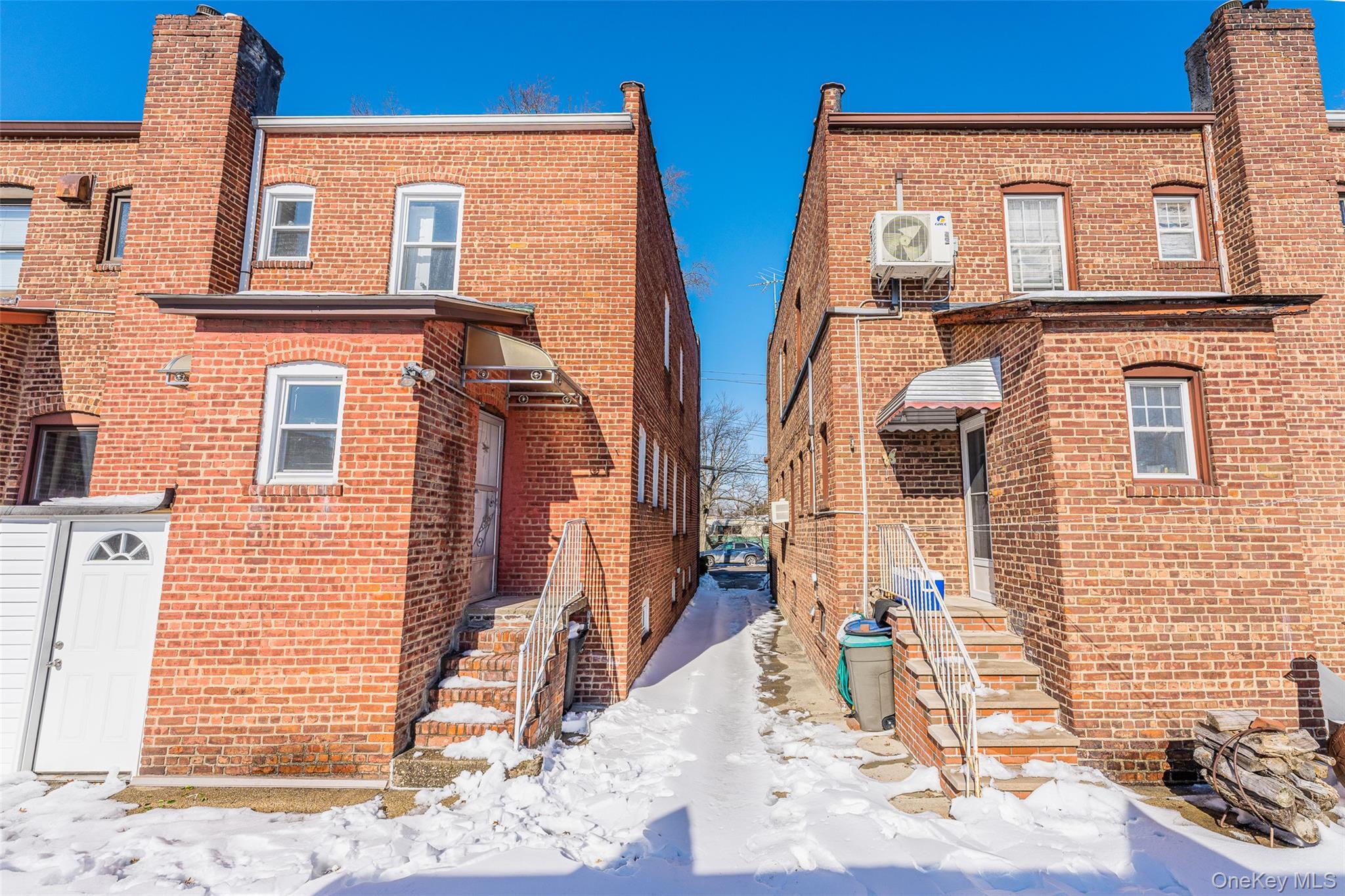 Single Family 50th  Queens, NY 11364, MLS-962381-27