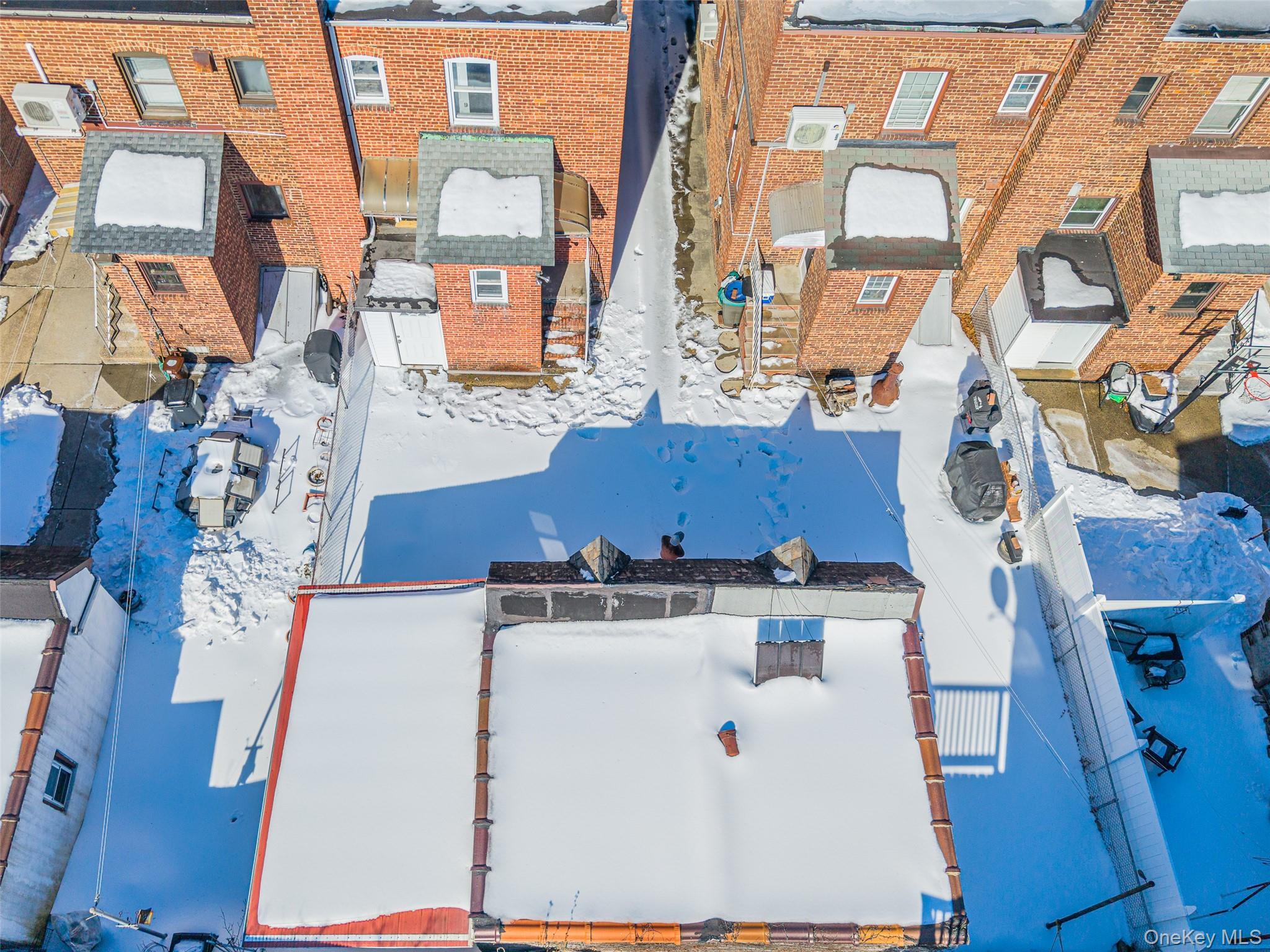 Single Family 50th  Queens, NY 11364, MLS-962381-33