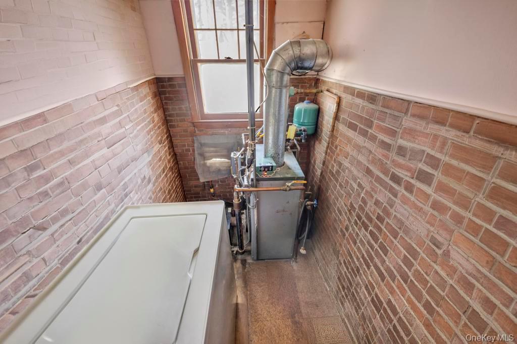 Single Family Monroe  Suffolk County, NY 11951, MLS-962410-34