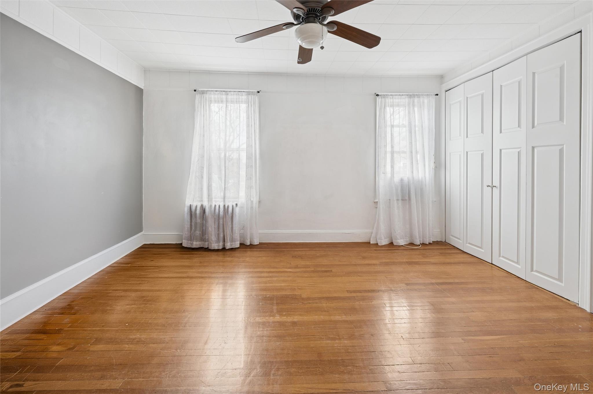 Single Family Sackett  Bronx, NY 10462, MLS-962424-21