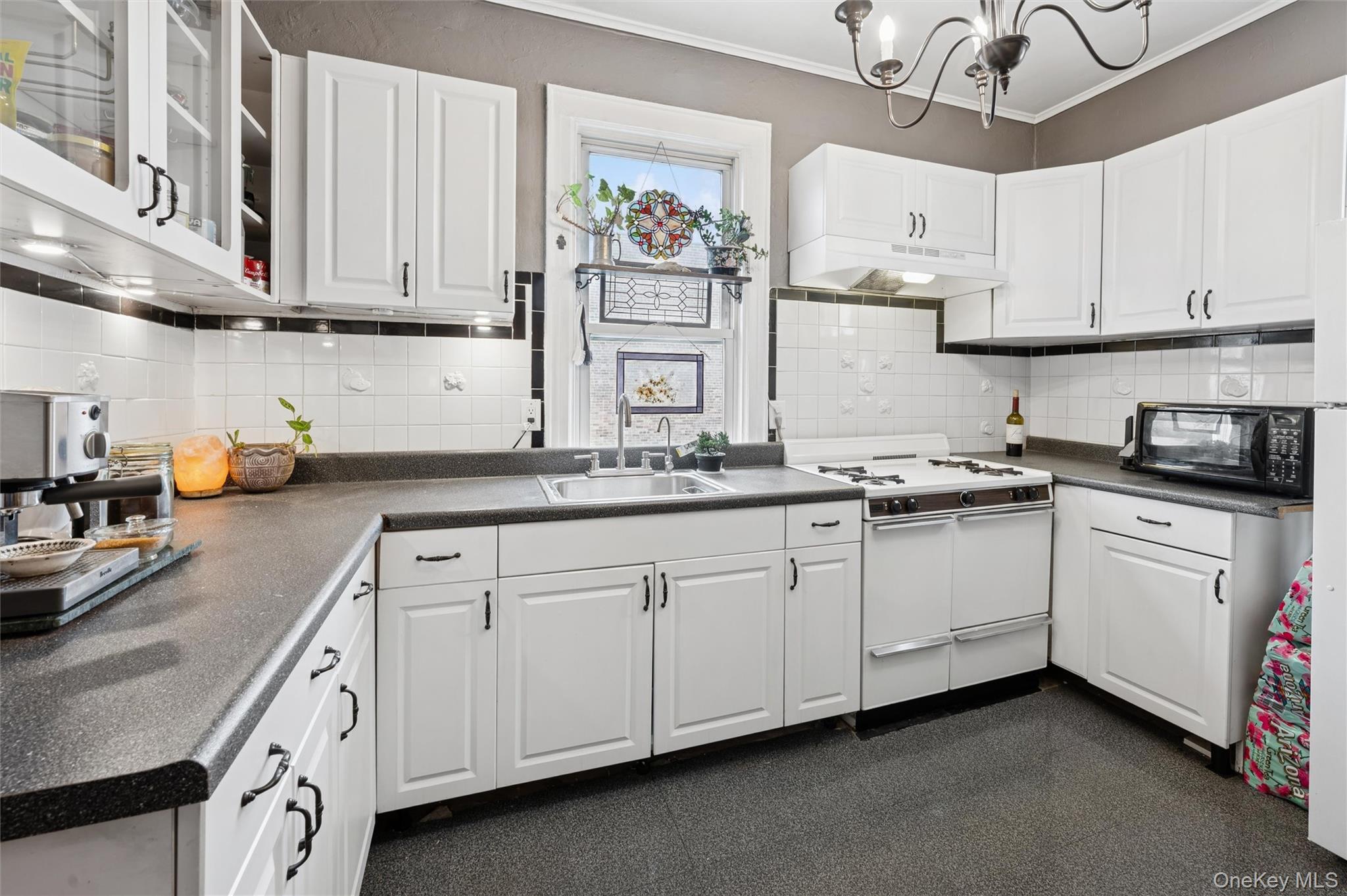 Single Family Sackett  Bronx, NY 10462, MLS-962424-22