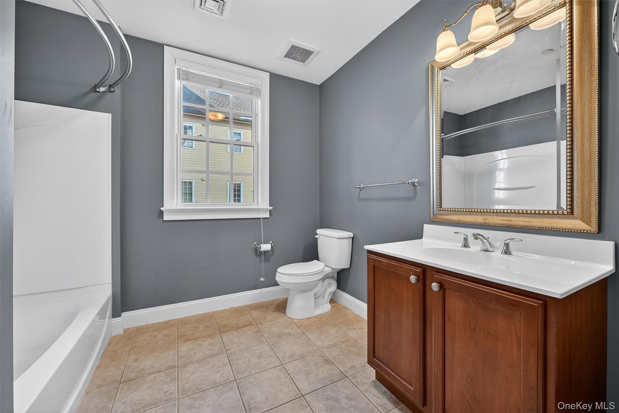 Condo Cropsey Orange County, NY 10990, MLS-962439-20