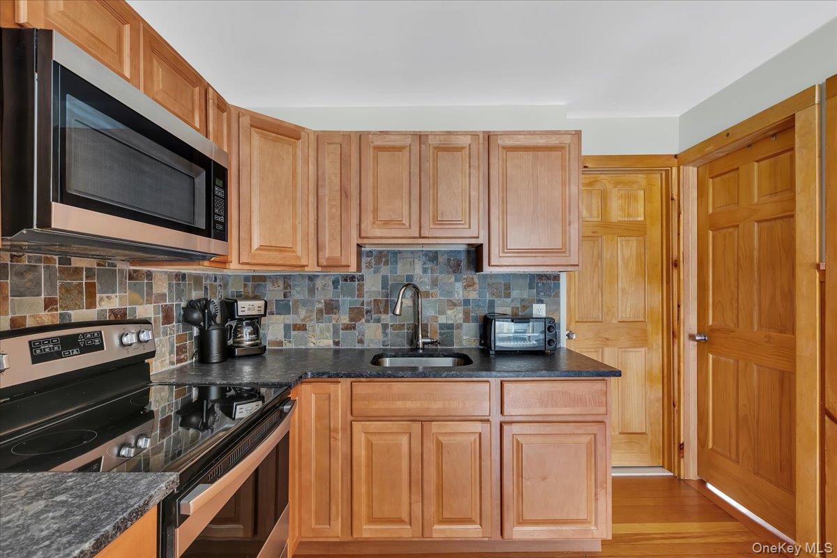 Single Family Route 9 Warren County, NY 12845, MLS-962444-22