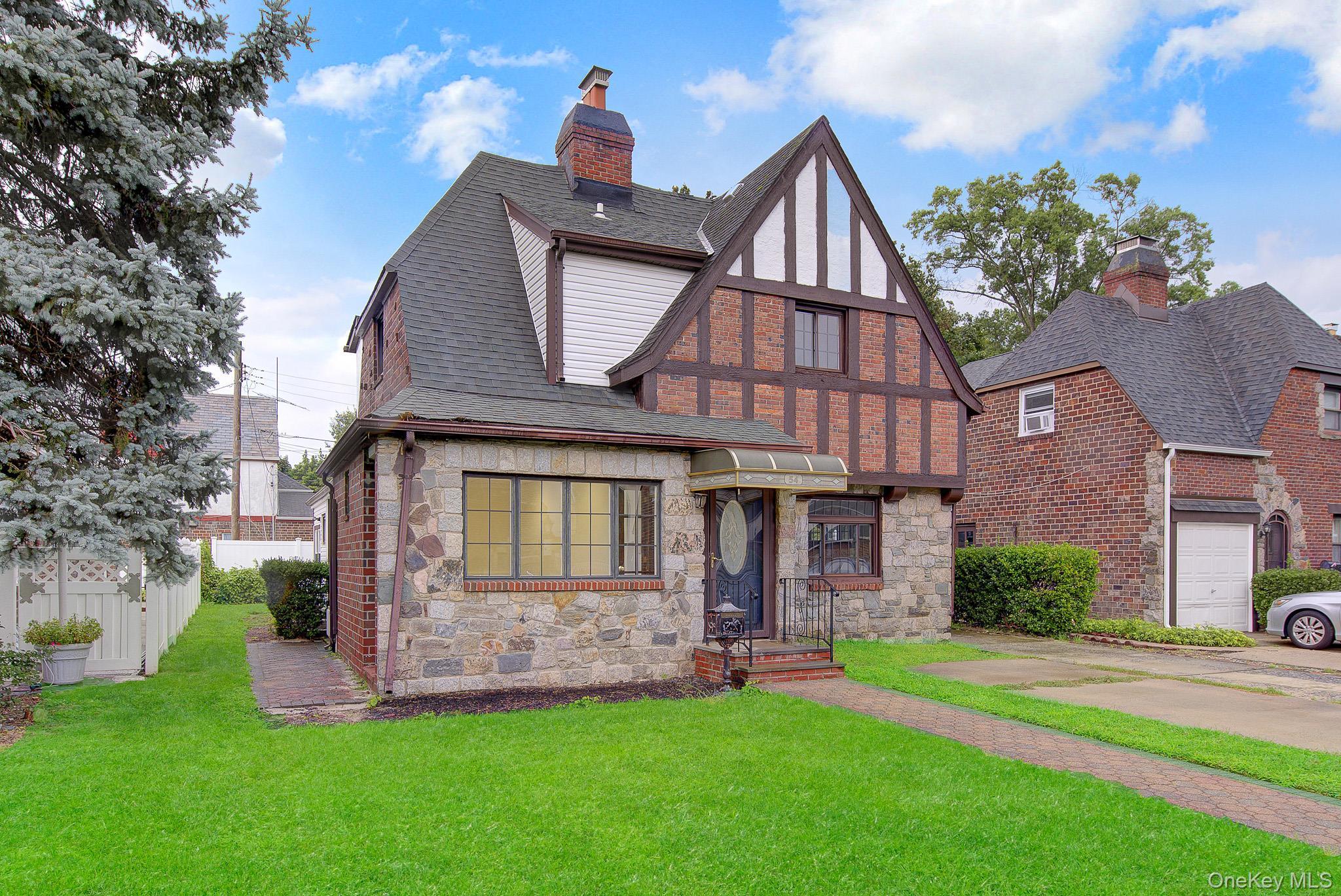 Single Family Surrey Lane  Nassau County, NY 11550, MLS-962454-2