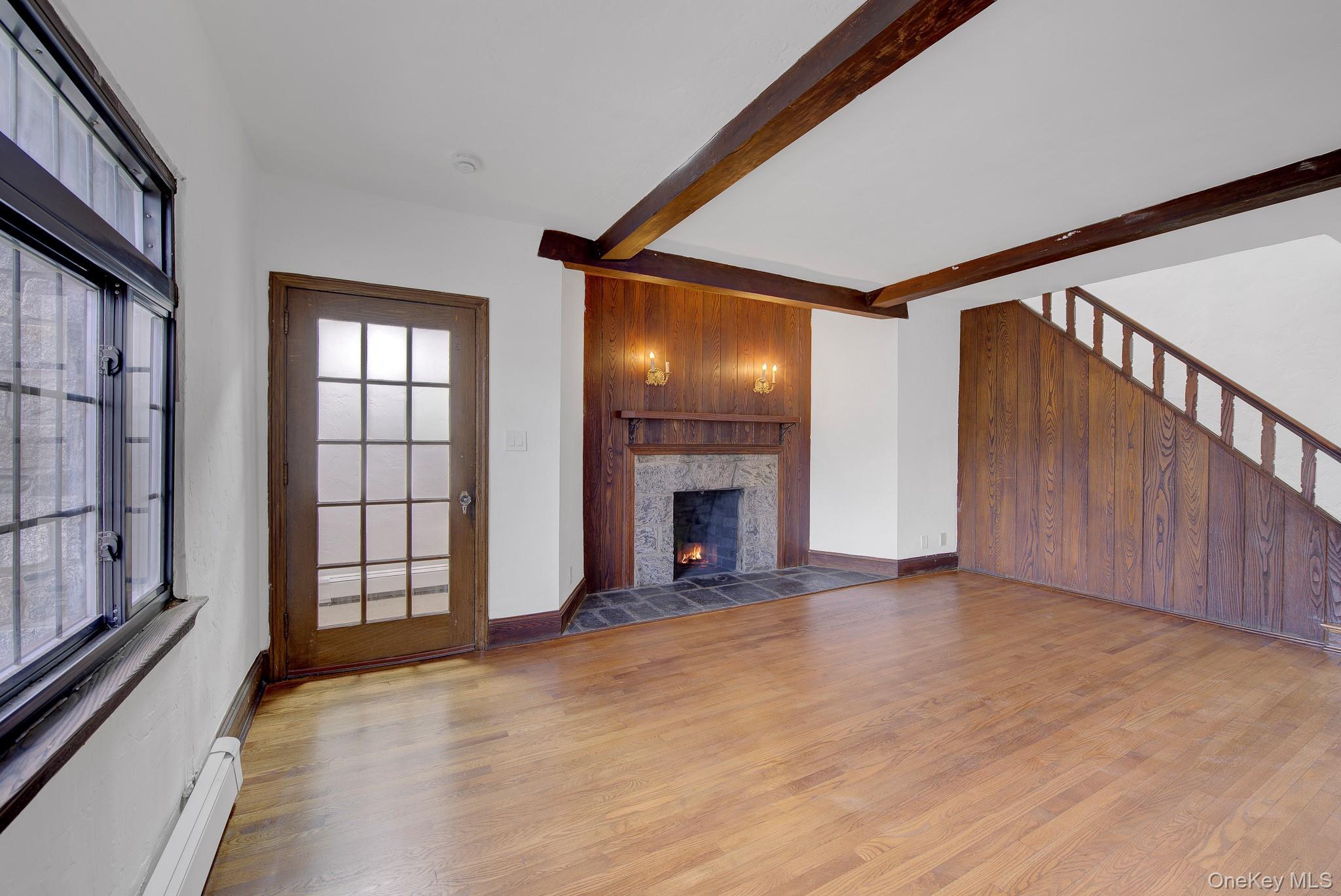 Single Family Surrey Lane  Nassau County, NY 11550, MLS-962454-7