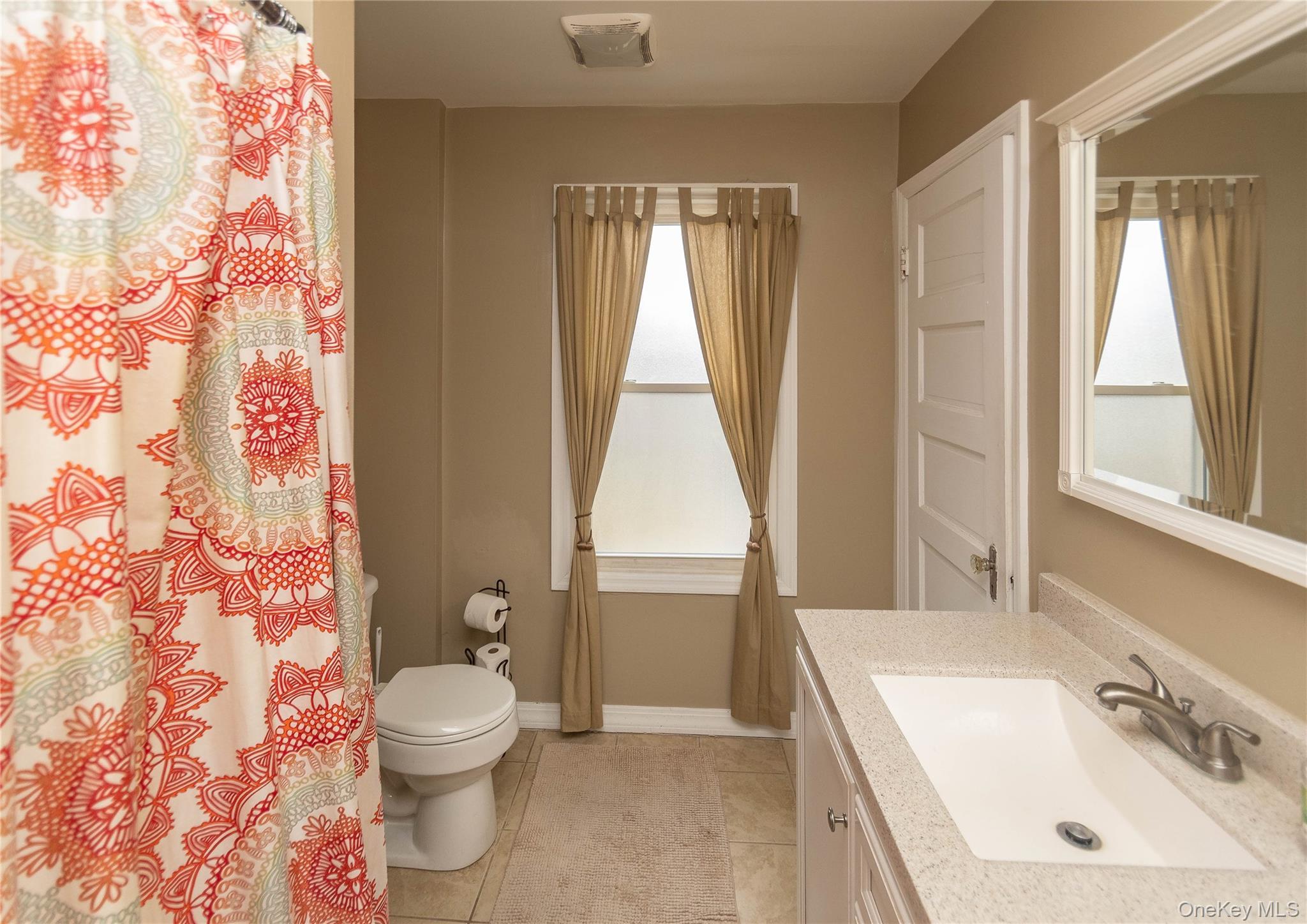 Single Family Streit Dutchess County, NY 12603, MLS-962474-33