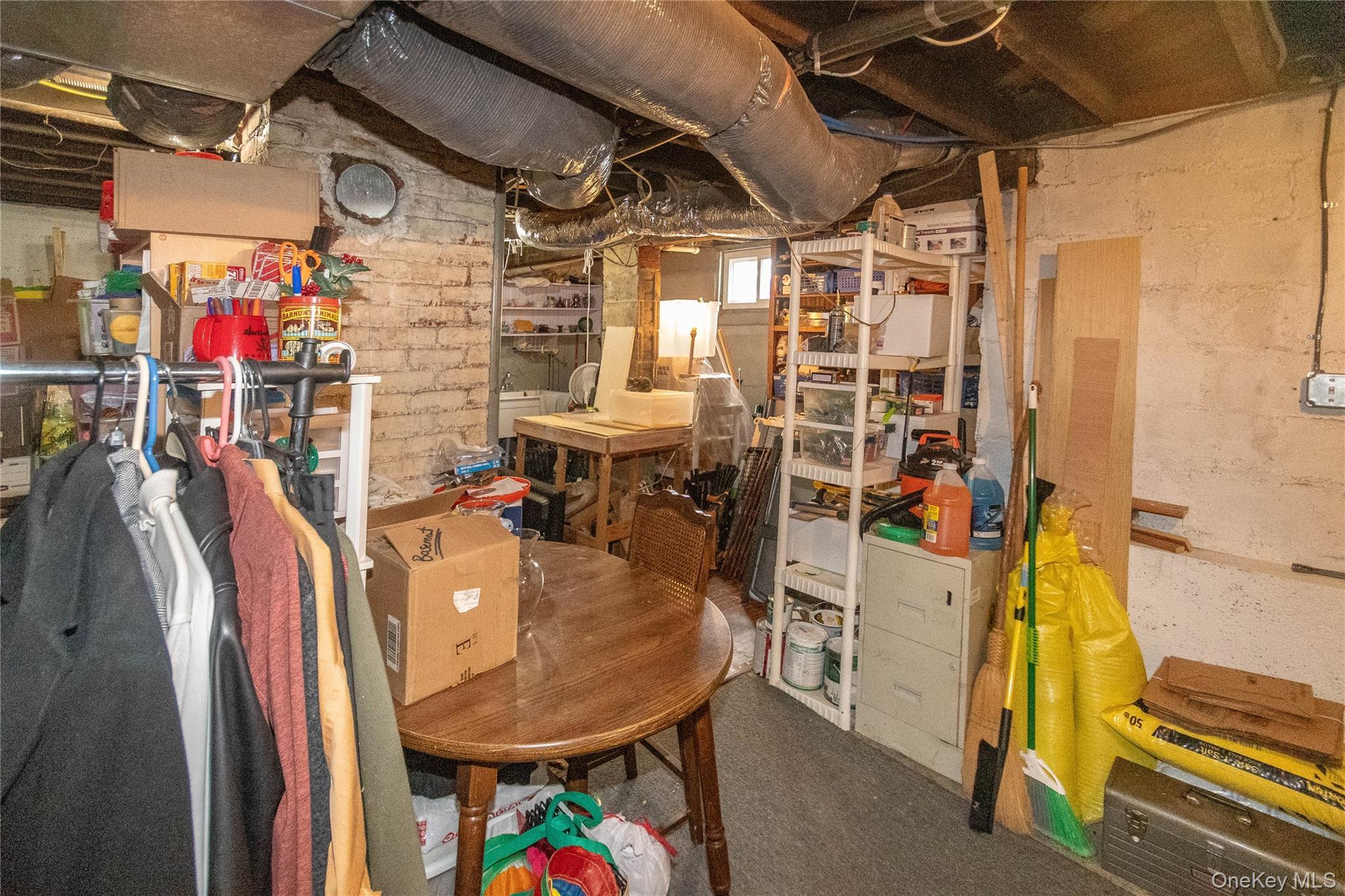 Single Family Streit Dutchess County, NY 12603, MLS-962474-38