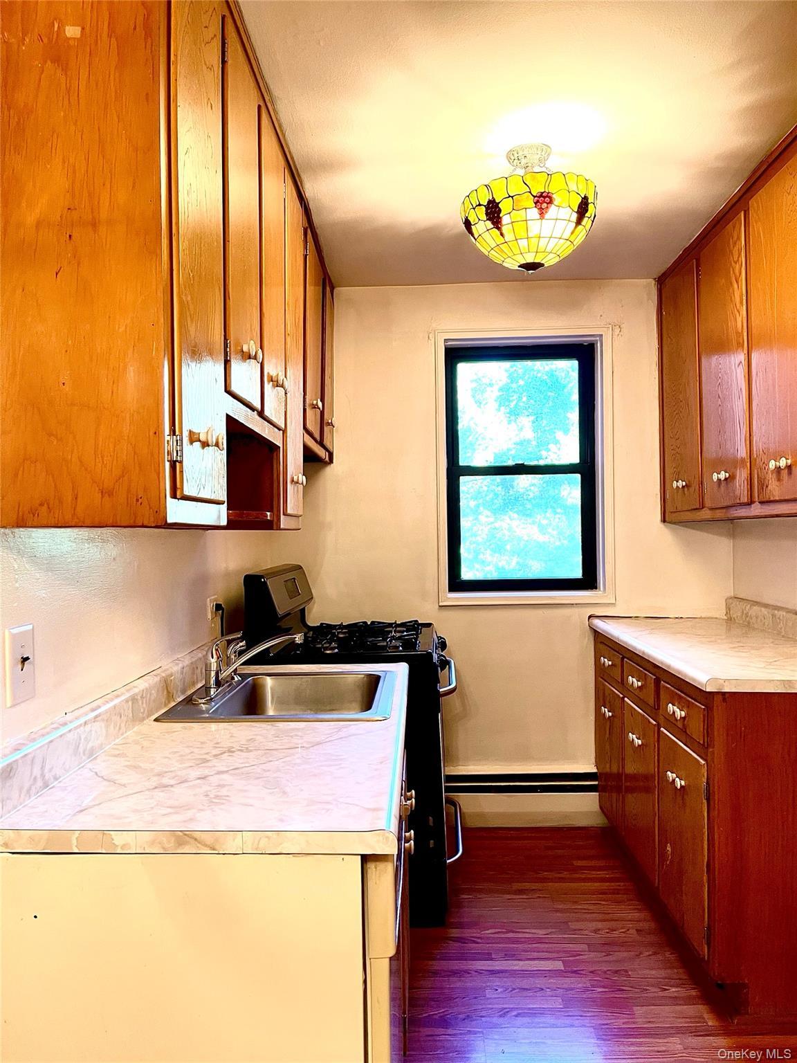 Coop Oakdale  Rockland County, NY 10901, MLS-962480-14