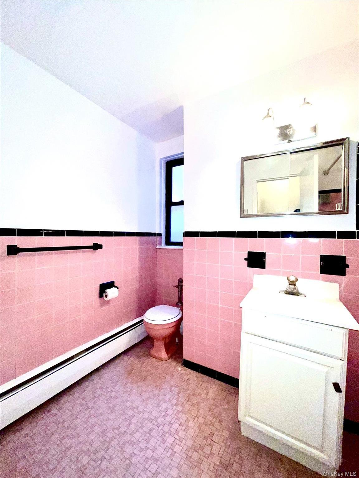 Coop Oakdale  Rockland County, NY 10901, MLS-962480-16