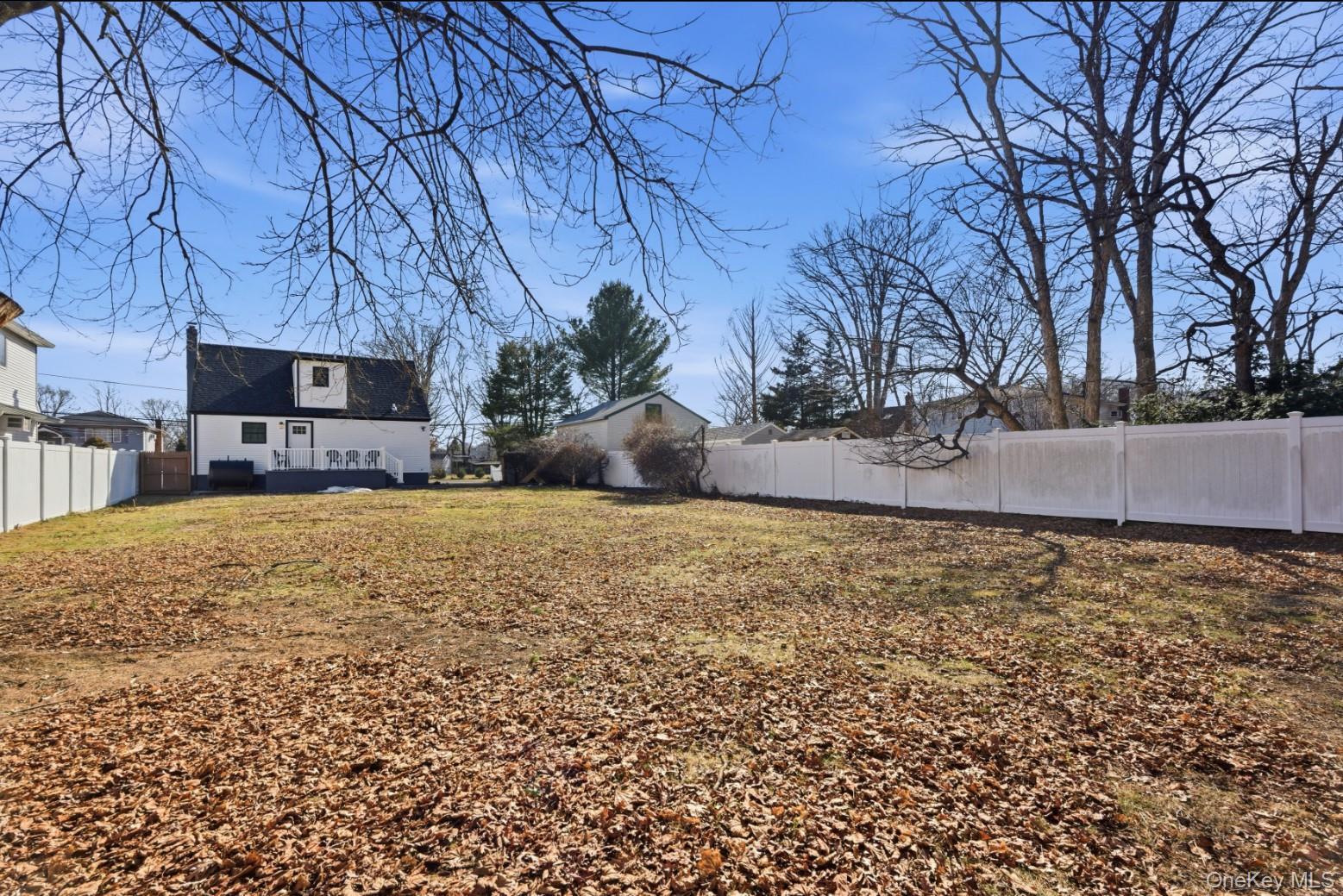 Single Family Lakeland  Suffolk County, NY 11706, MLS-962523-9