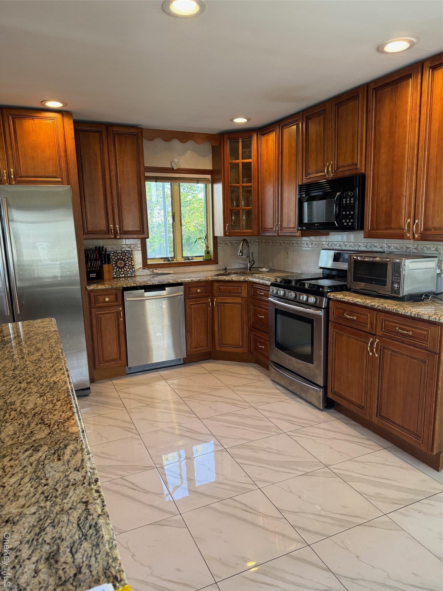 Single Family S 9th  Suffolk County, NY 11757, MLS-962528-7
