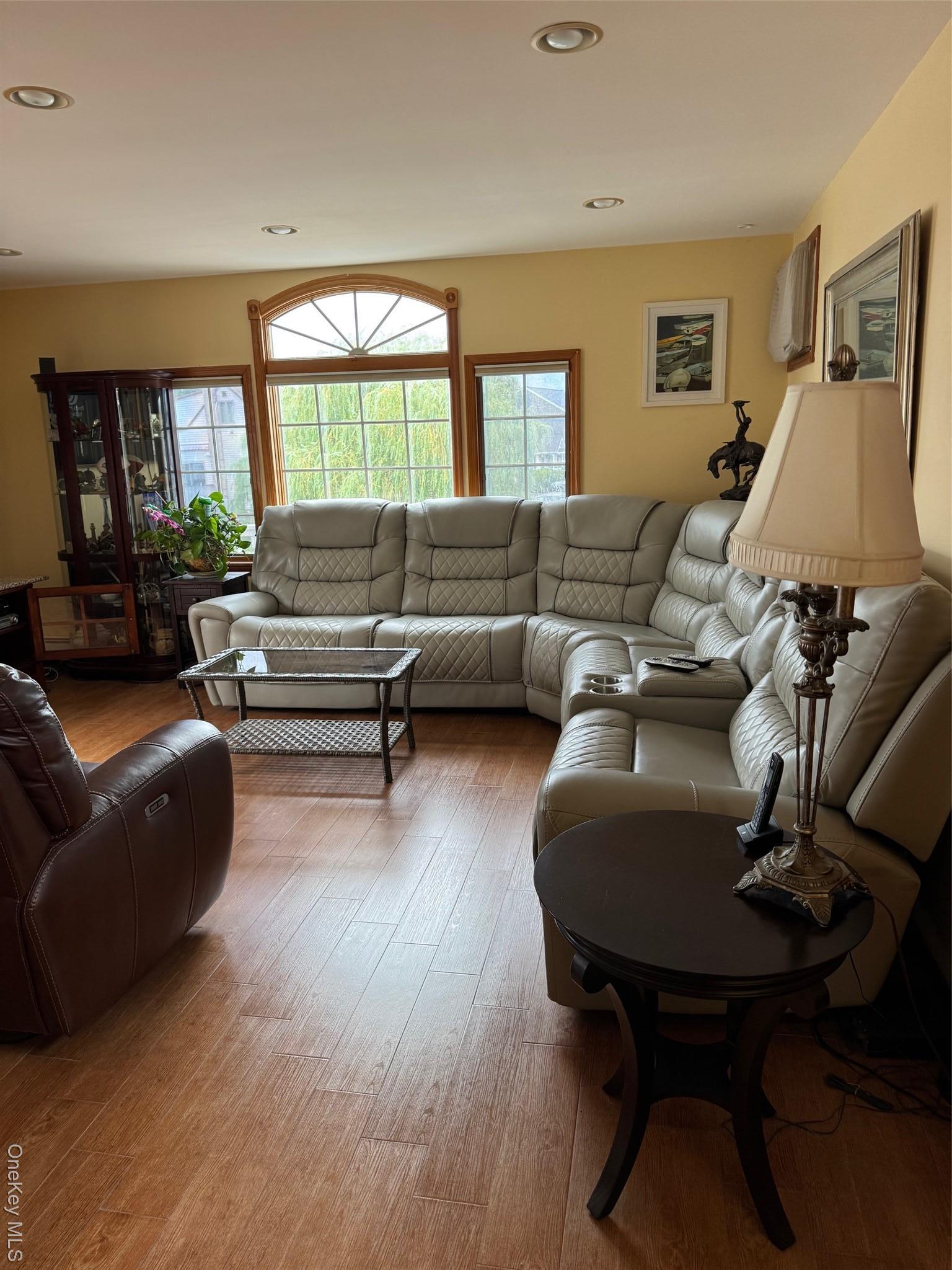 Single Family S 9th  Suffolk County, NY 11757, MLS-962528-9