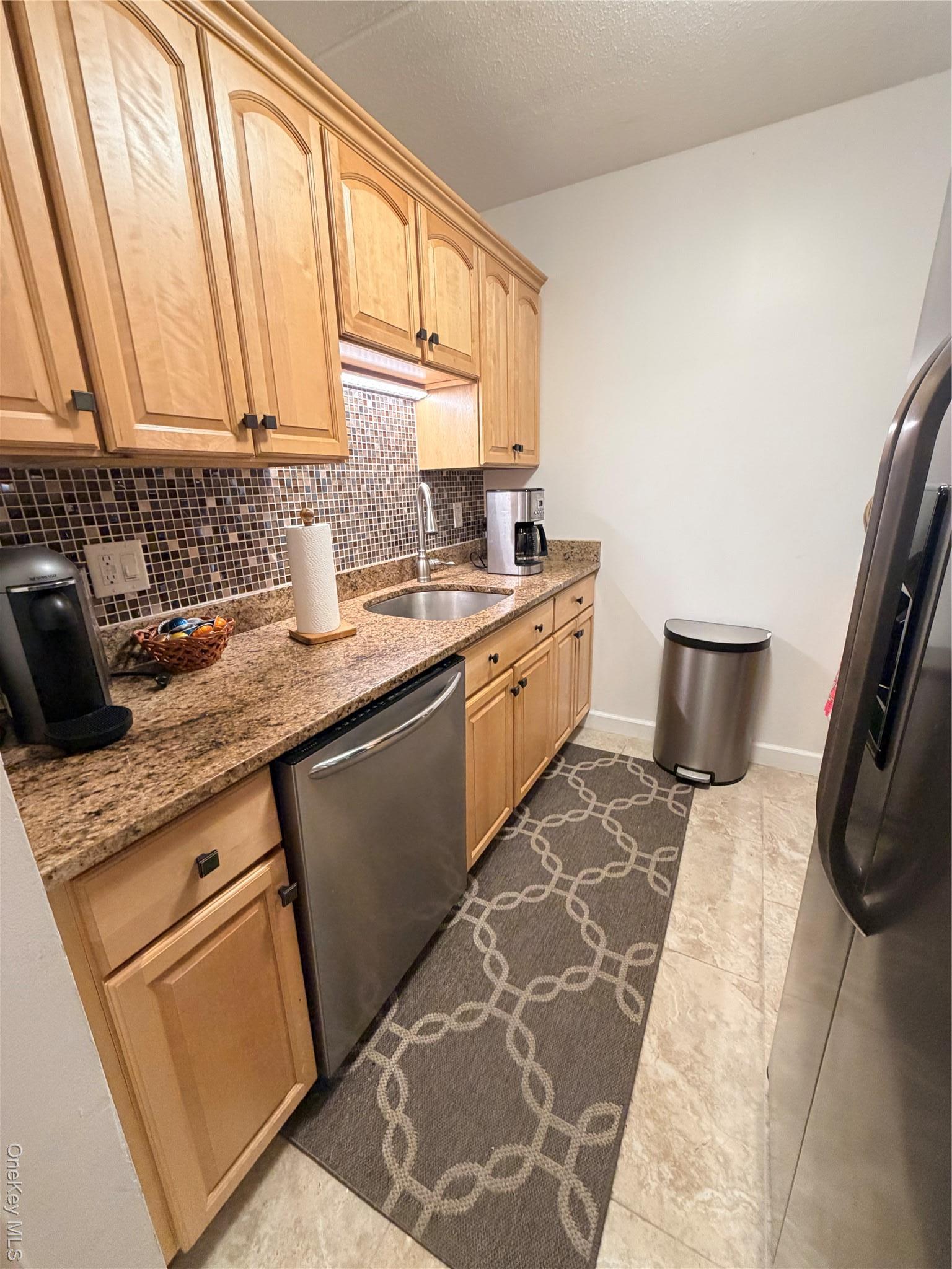 Condo Beach 117 Street Queens, NY 11694, MLS-962573-5