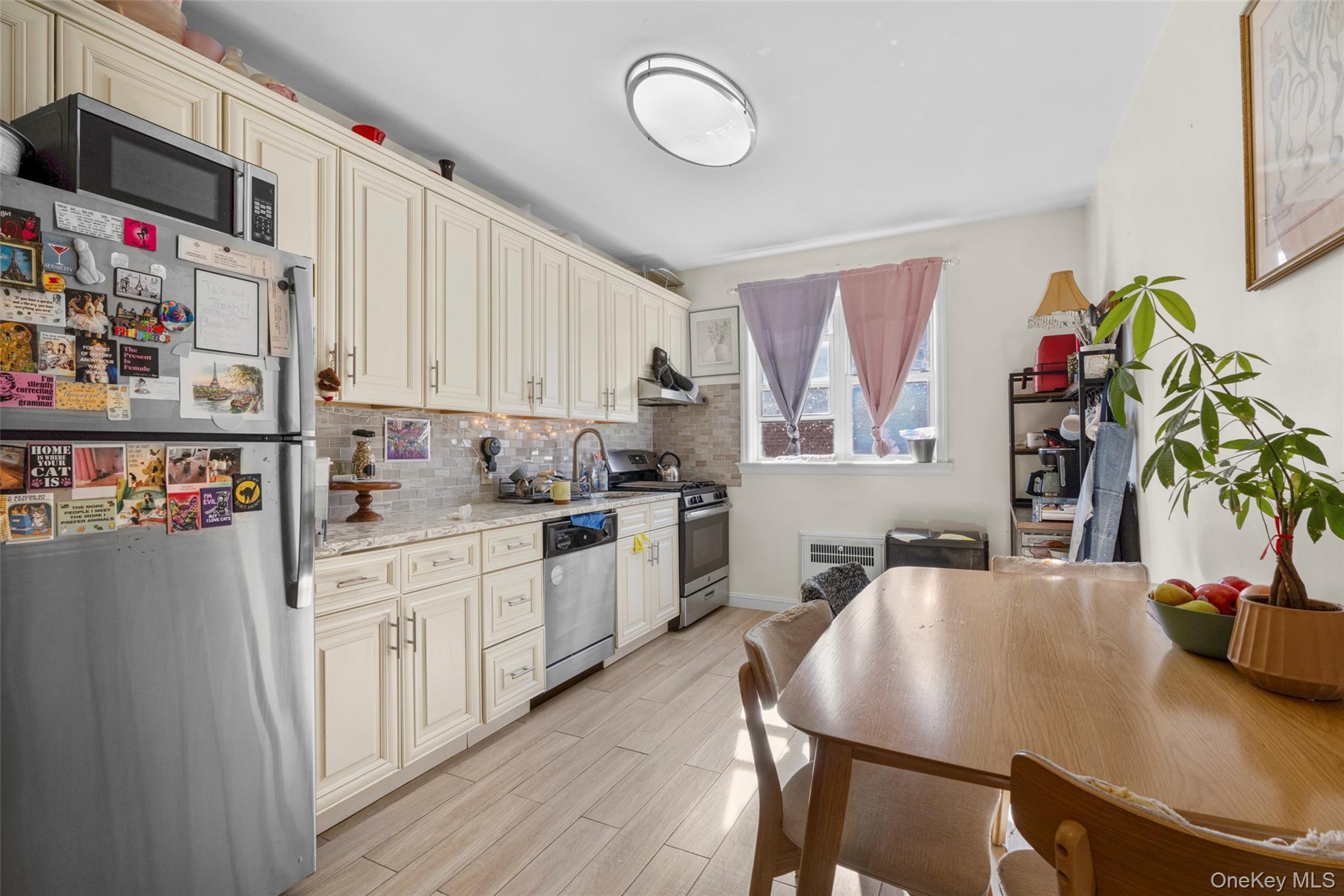 Single Family Colden  Bronx, NY 10469, MLS-962574-4