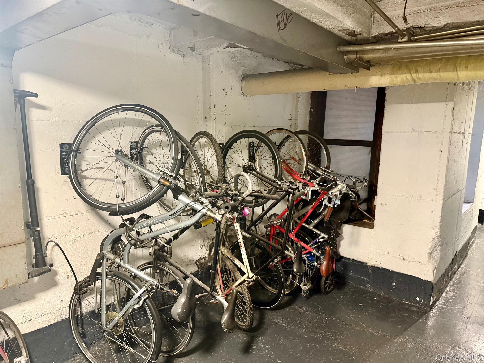 Coop 43rd Queens, NY 11377, MLS-962594-12