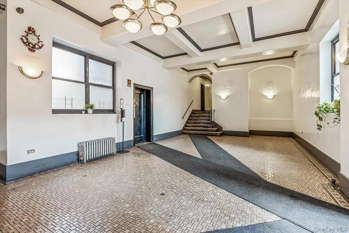 Coop 43rd Queens, NY 11377, MLS-962594-2