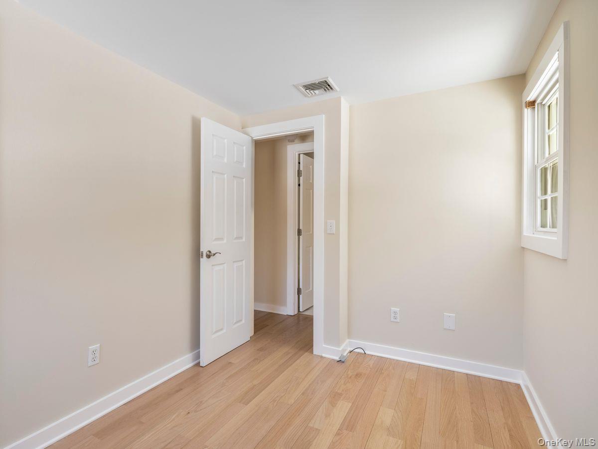 Single Family Floyd Ackert  Ulster County, NY 12493, MLS-962602-22