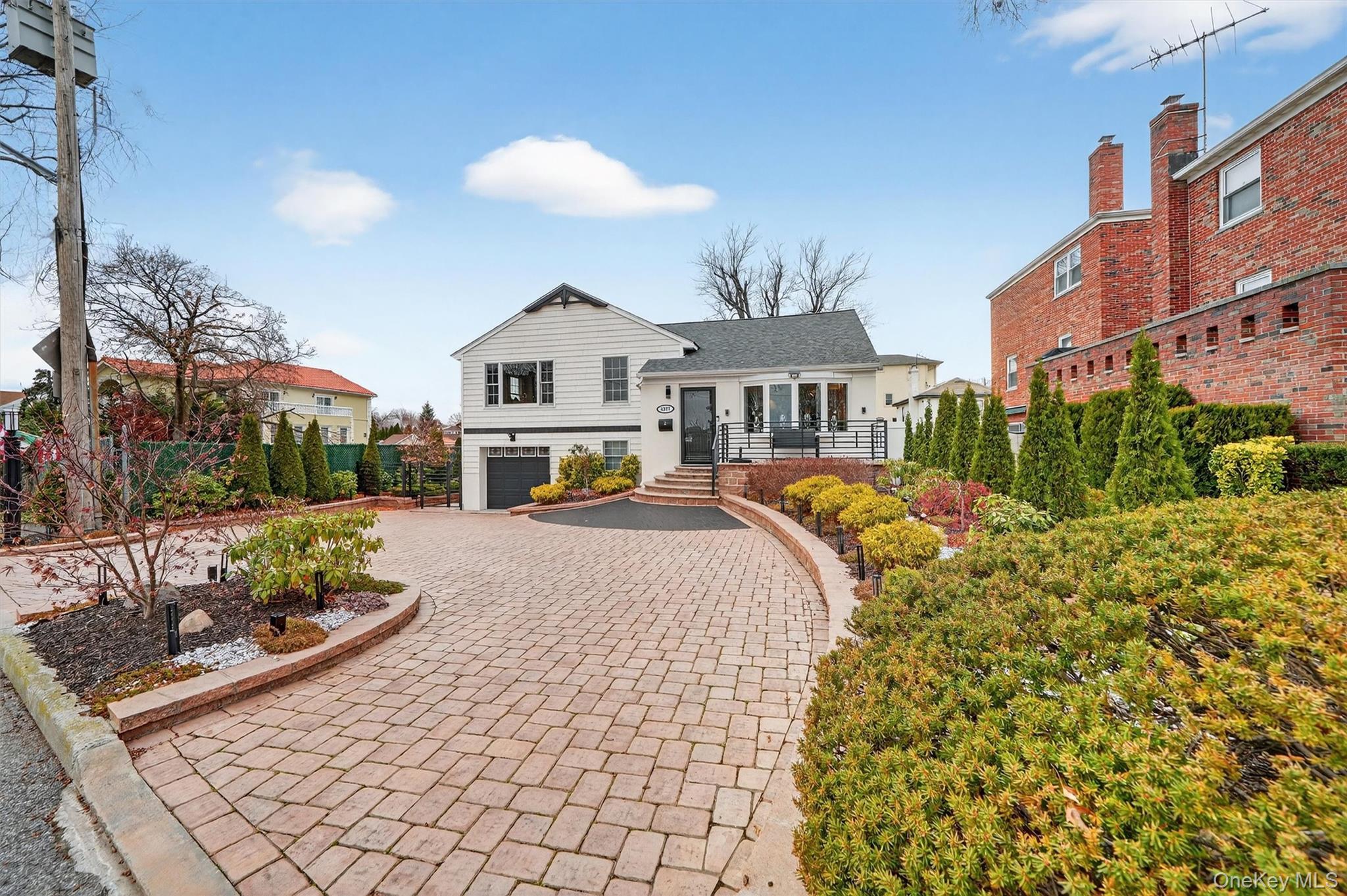 Single Family Agar  Bronx, NY 10465, MLS-962615-28