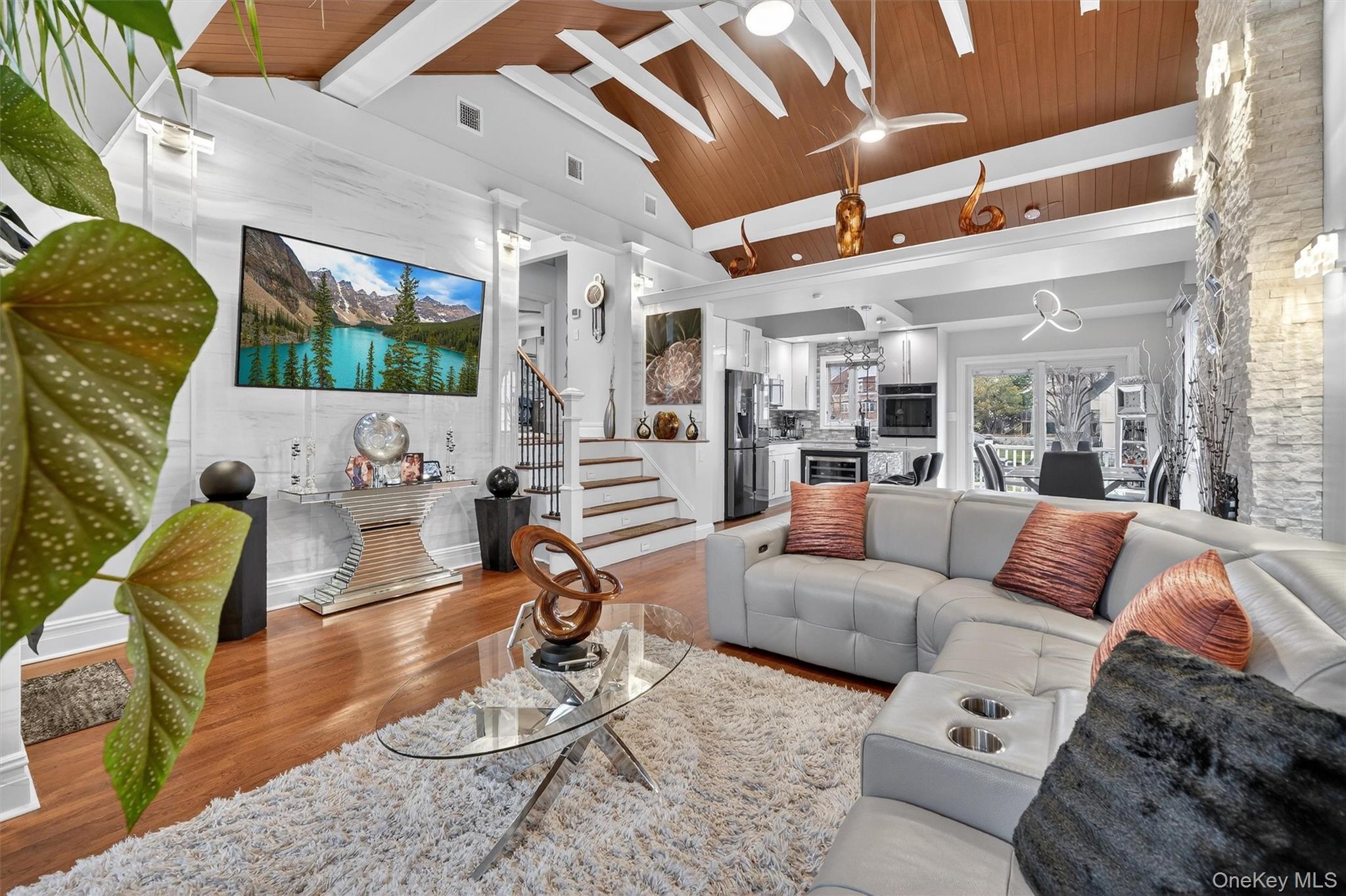 Single Family Agar  Bronx, NY 10465, MLS-962615-31