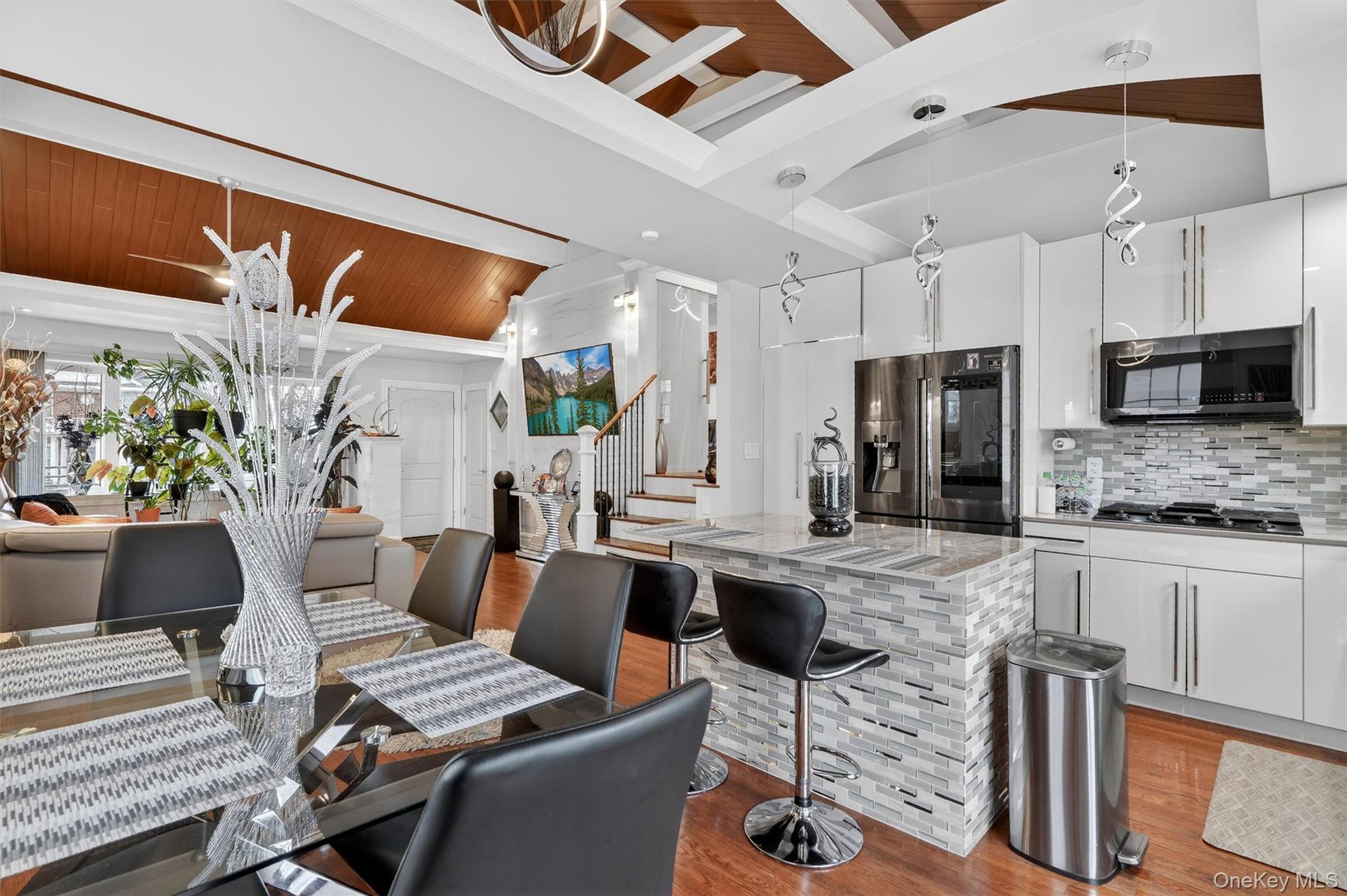 Single Family Agar  Bronx, NY 10465, MLS-962615-38