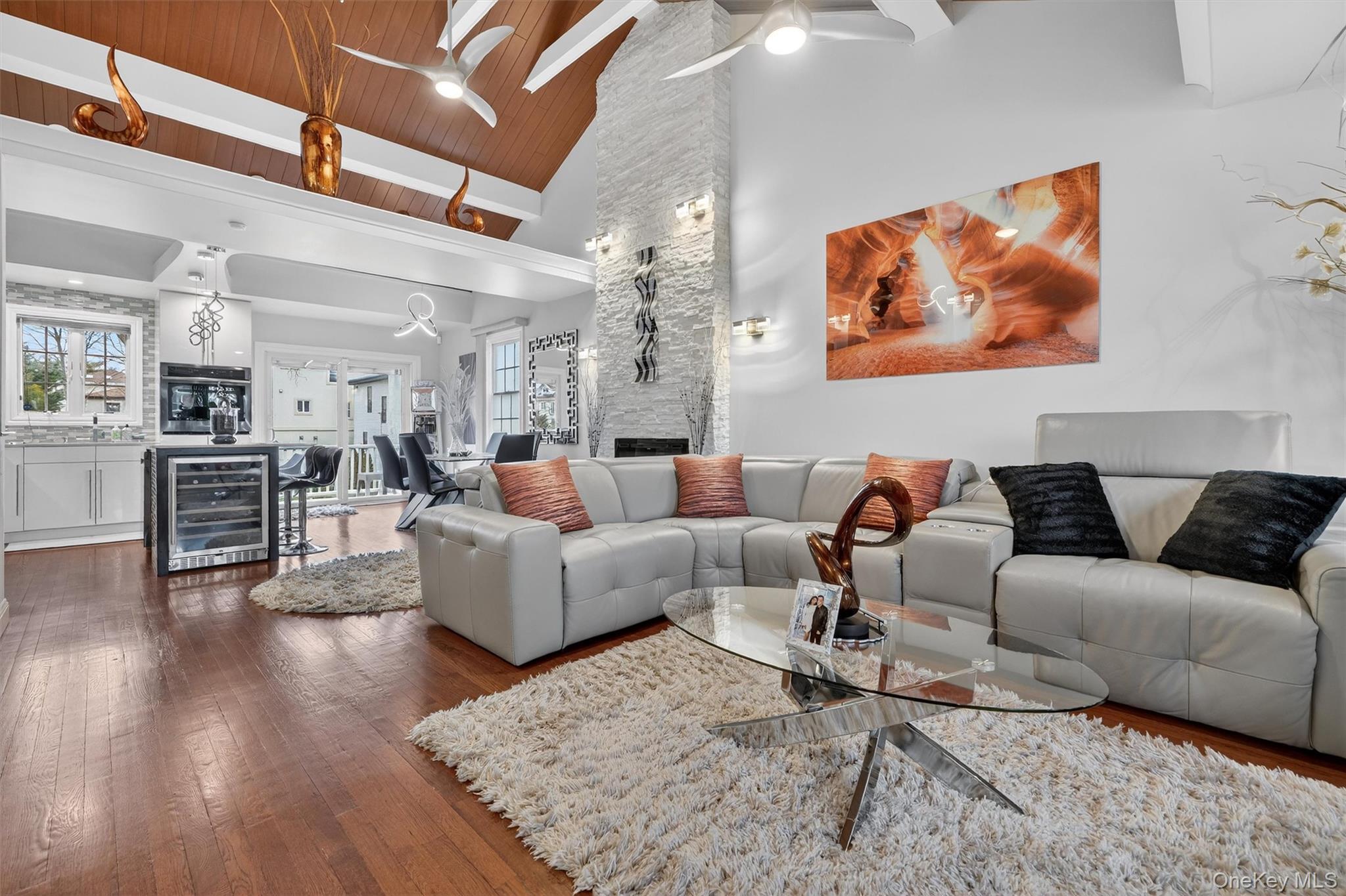 Single Family Agar  Bronx, NY 10465, MLS-962615-4