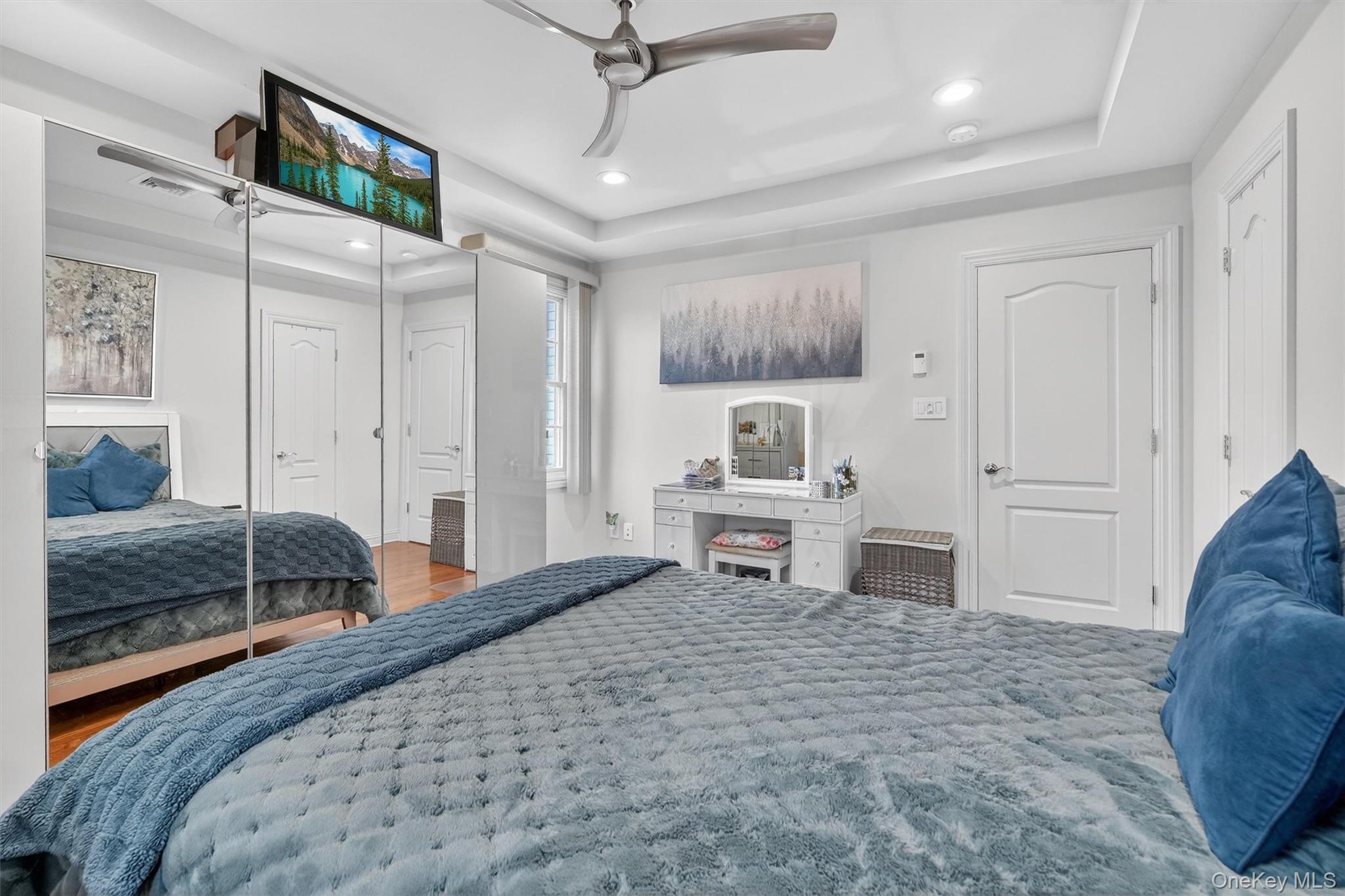 Single Family Agar  Bronx, NY 10465, MLS-962615-47