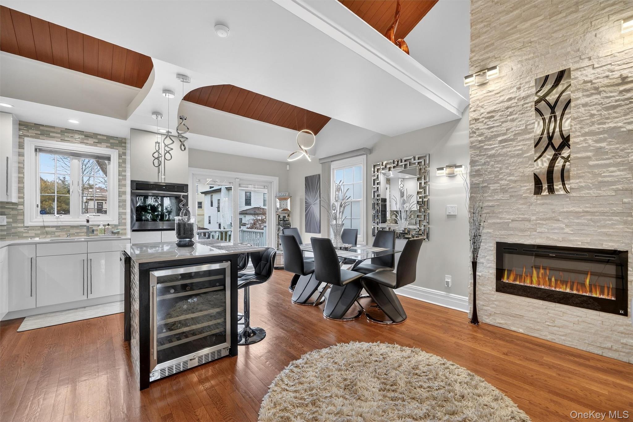 Single Family Agar  Bronx, NY 10465, MLS-962615-9