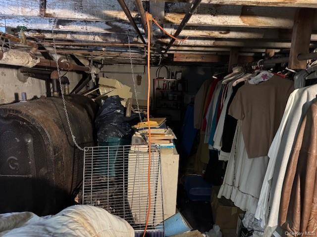 Single Family Walnut  Nassau County, NY 11510, MLS-962643-21