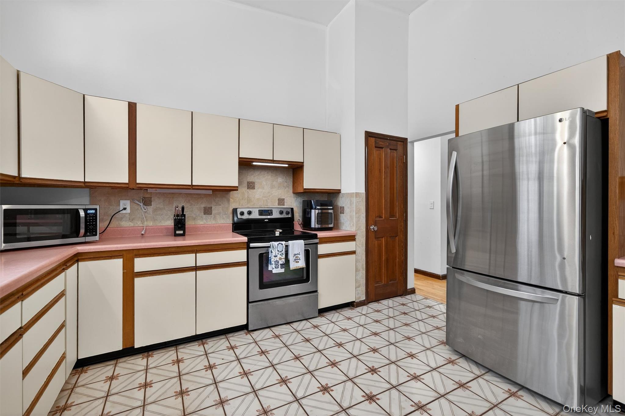 Single Family Old Forestburg  Orange County, NY 12780, MLS-962644-17