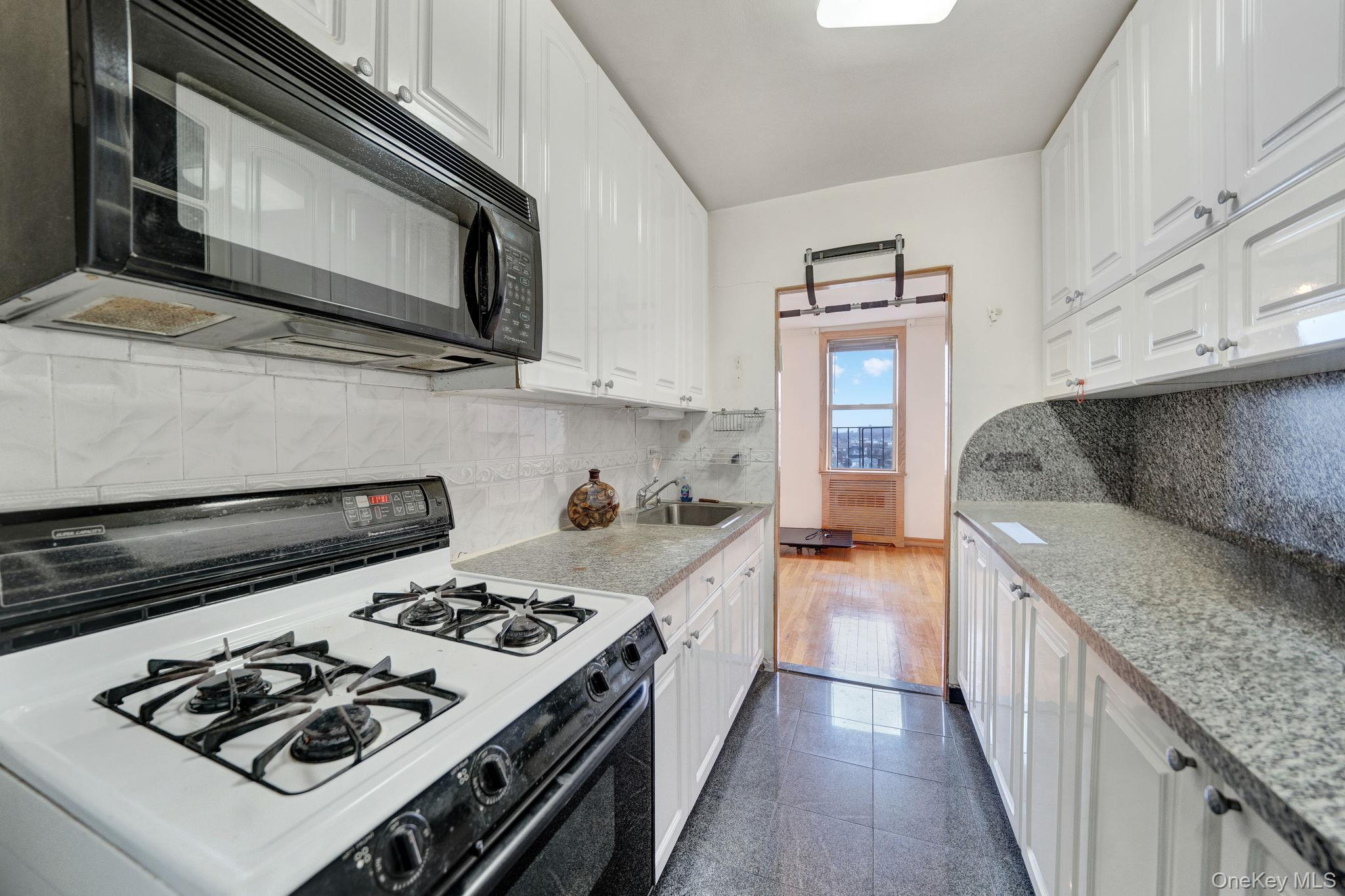 Coop Avenue W Brooklyn, NY 11223, MLS-962660-8