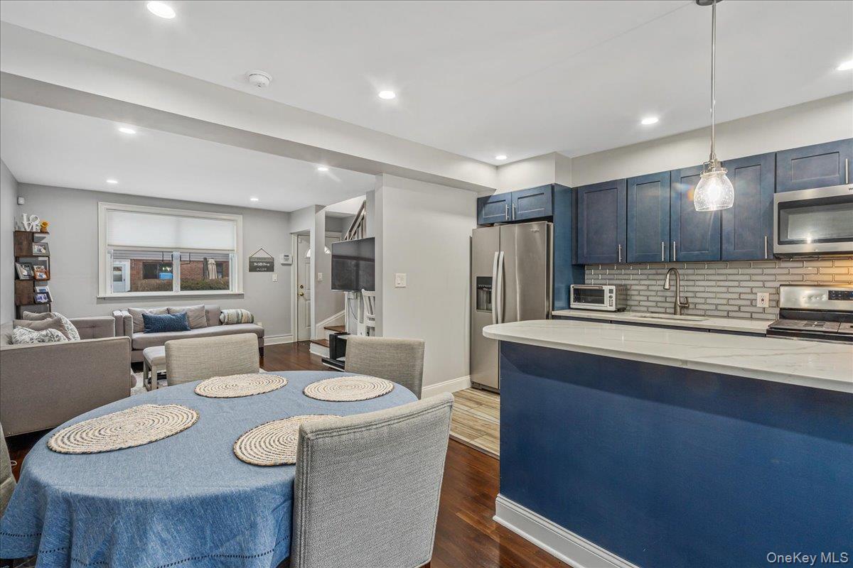 Coop 67th  Queens, NY 11364, MLS-962764-8