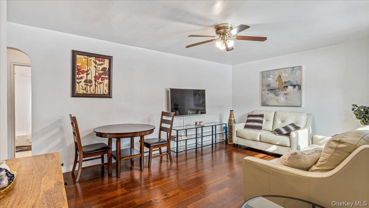 Coop Springfield  Queens, NY 11364, MLS-962788-2