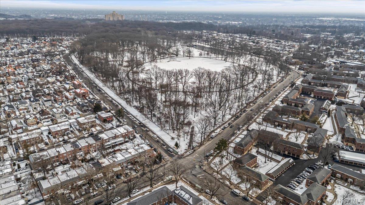 Coop Springfield  Queens, NY 11364, MLS-962788-20