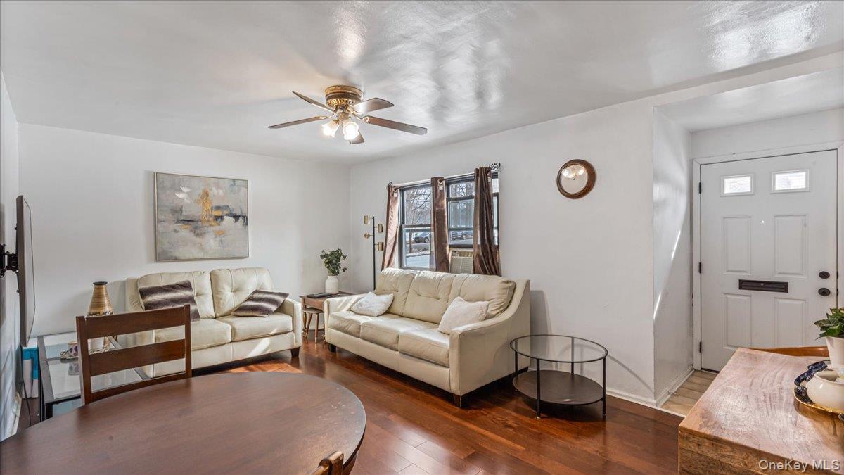 Coop Springfield  Queens, NY 11364, MLS-962788-3