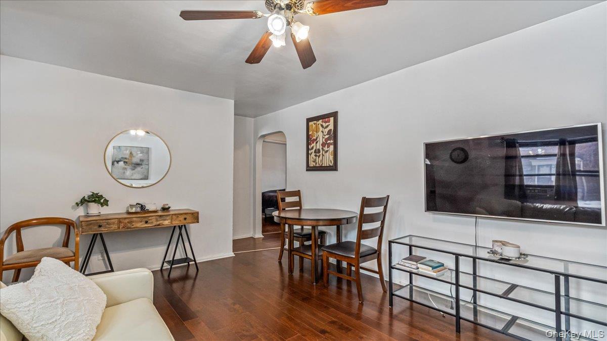 Coop Springfield  Queens, NY 11364, MLS-962788-4