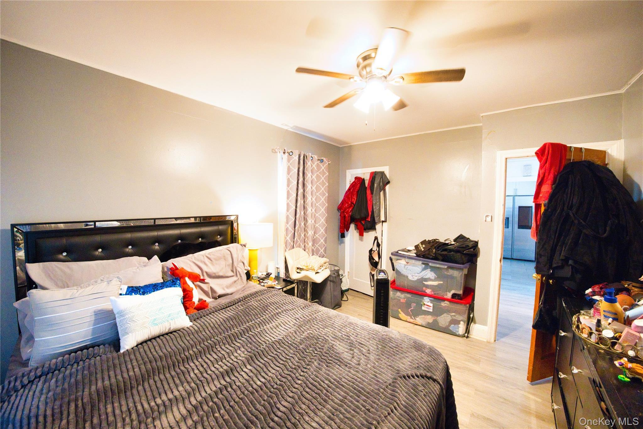 Single Family 224th  Queens, NY 11413, MLS-962795-33