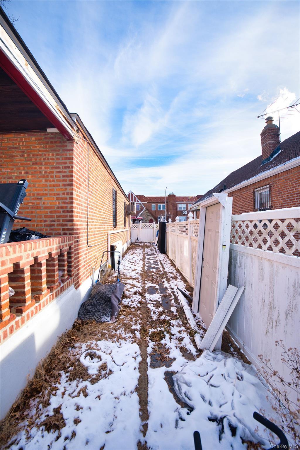 Single Family 224th  Queens, NY 11413, MLS-962795-47