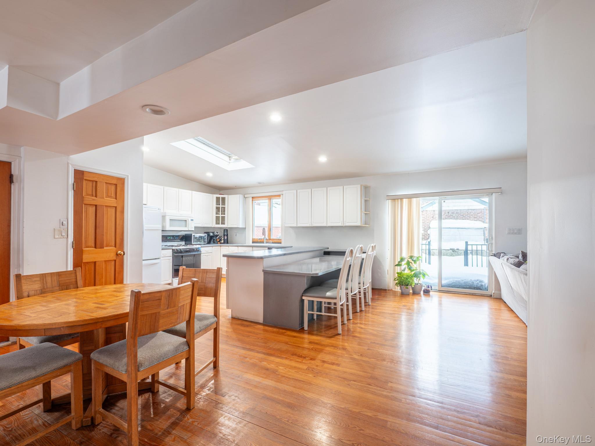 Single Family 179th  Queens, NY 11366, MLS-962810-14