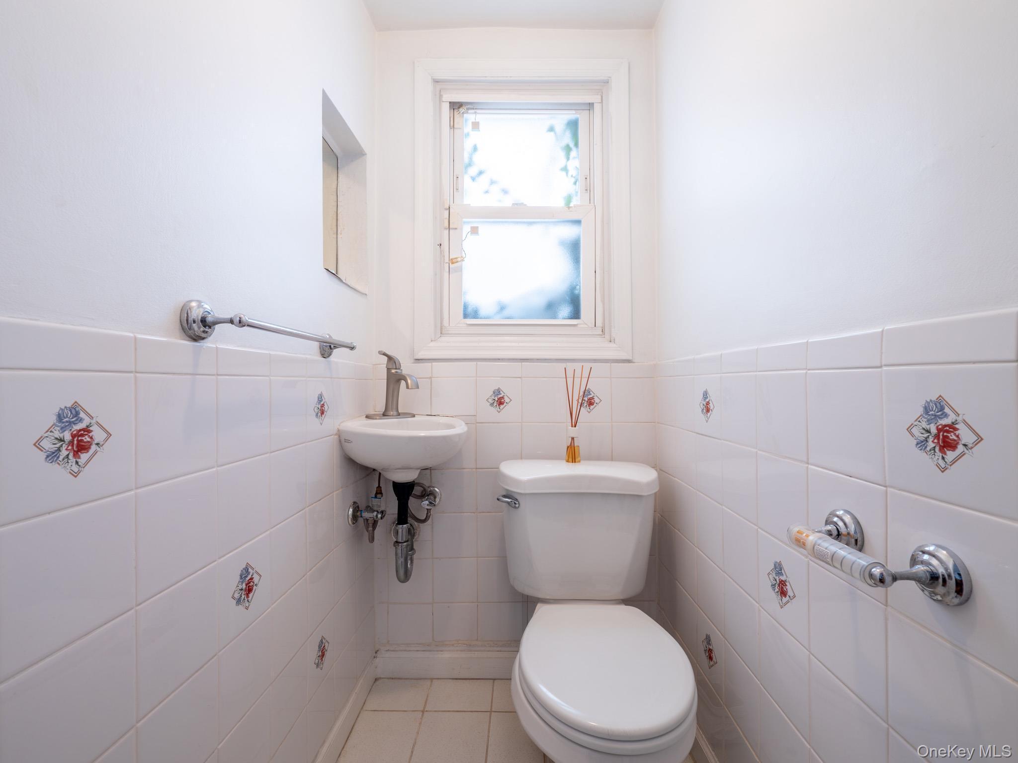 Single Family 179th  Queens, NY 11366, MLS-962810-18