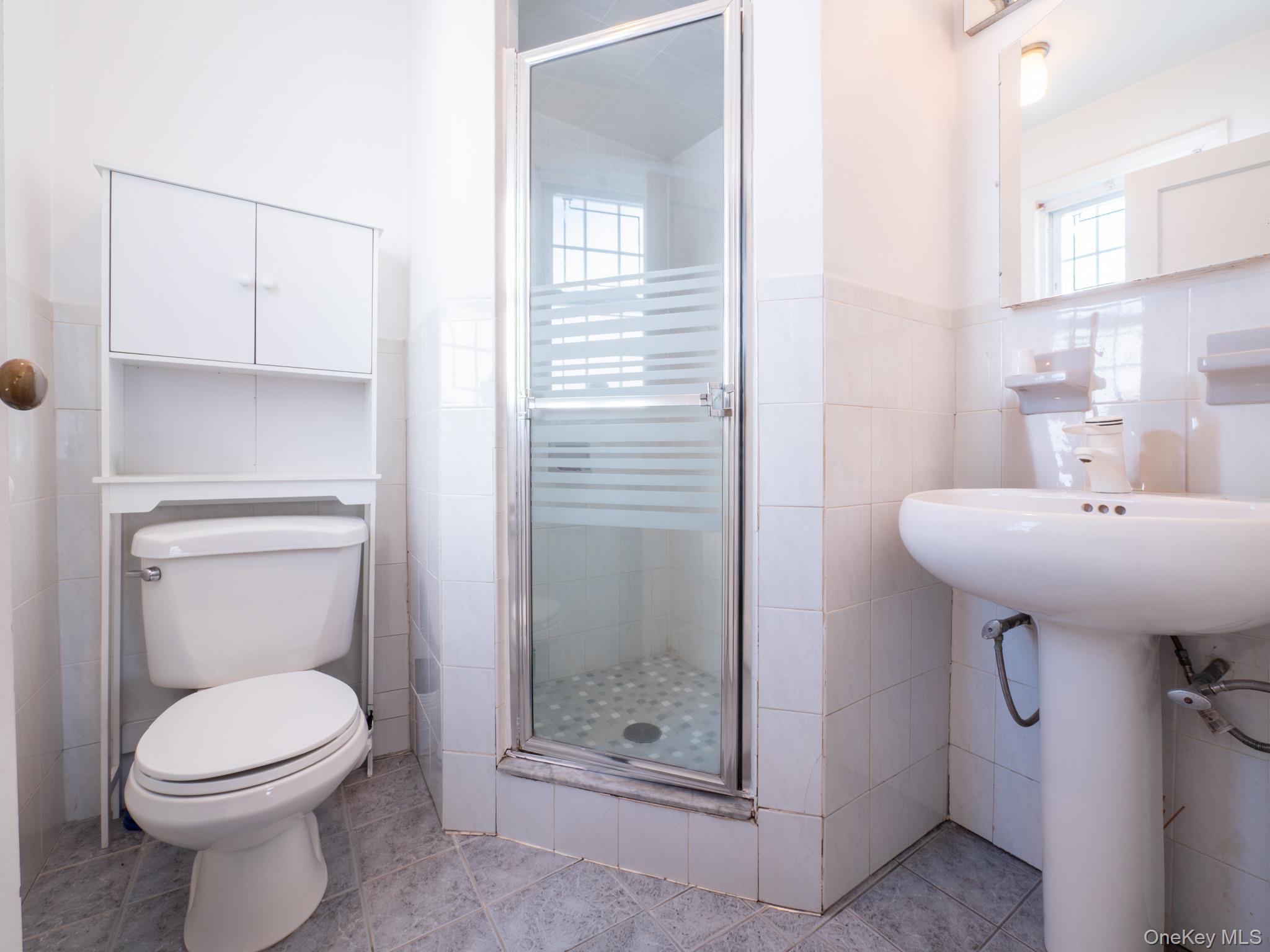 Single Family 179th  Queens, NY 11366, MLS-962810-23