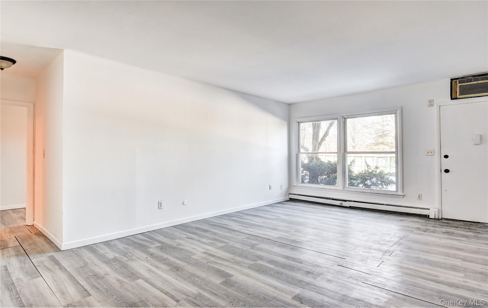 Condo Gerald  Dutchess County, NY 12601, MLS-962816-7