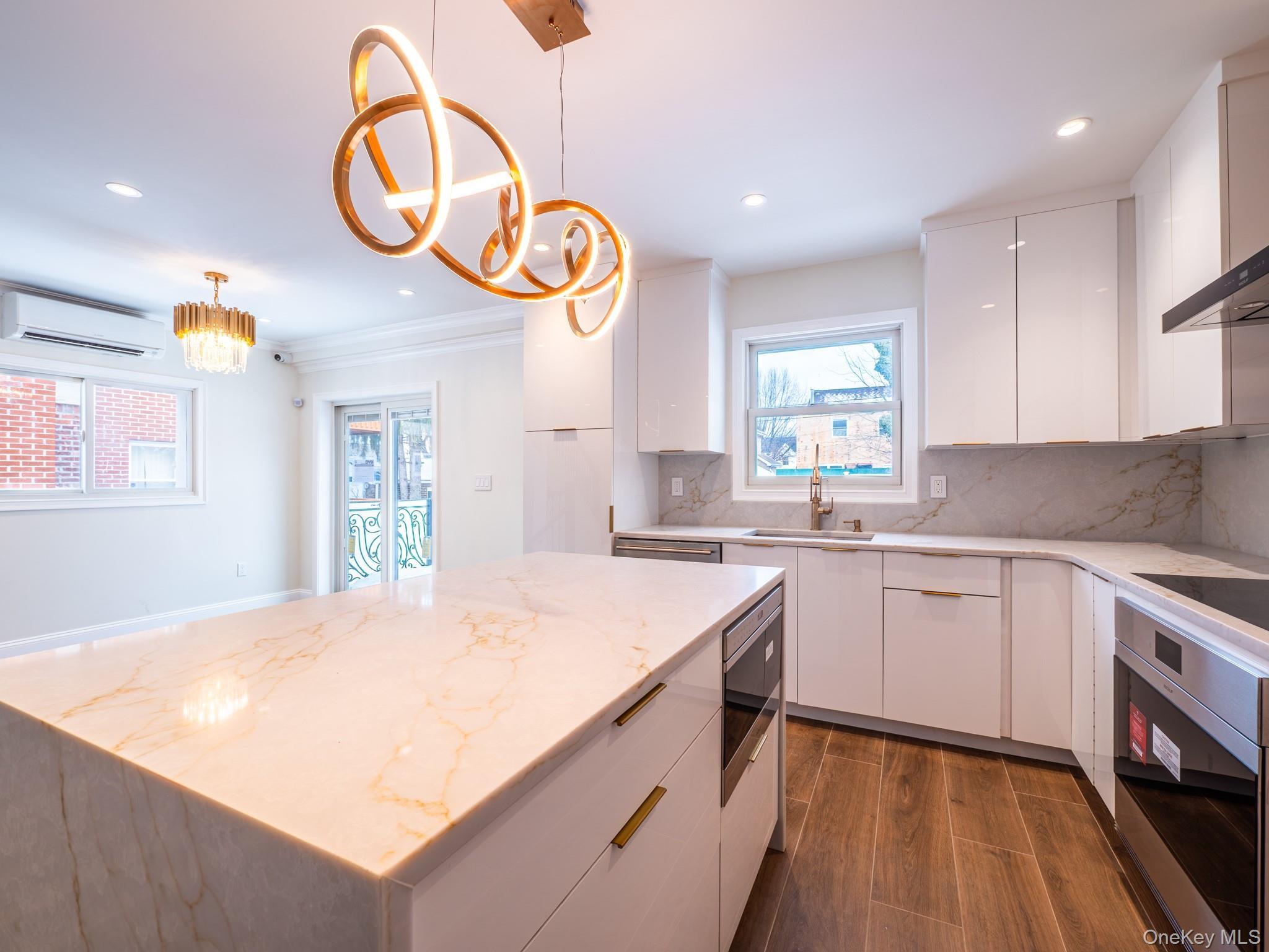 Single Family 180th  Queens, NY 11365, MLS-962830-13