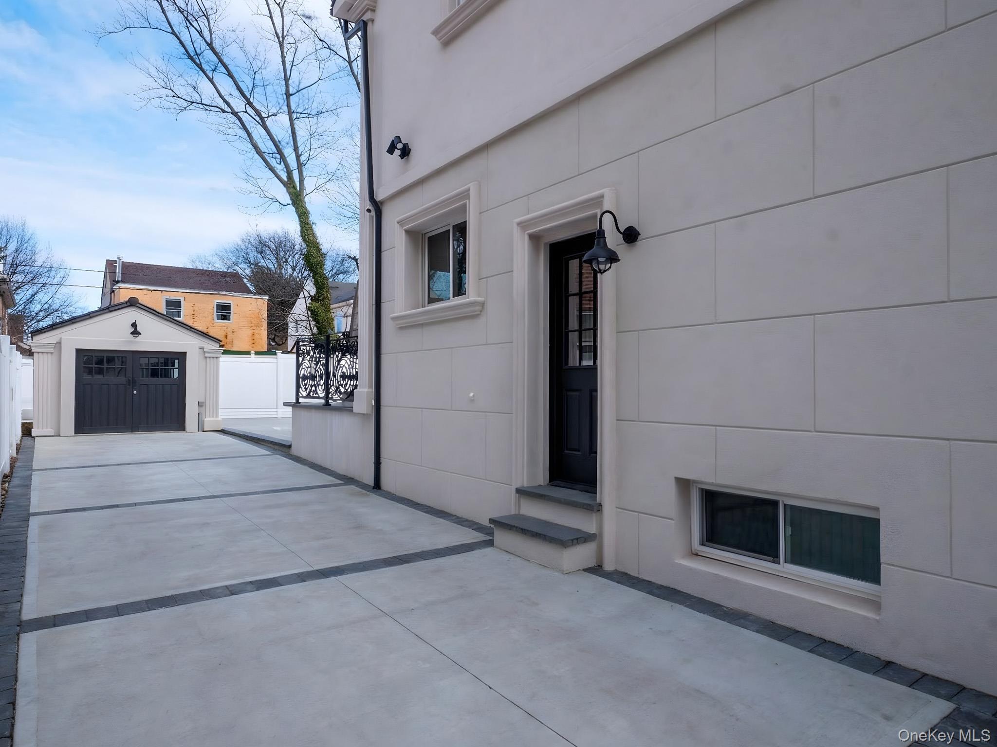 Single Family 180th  Queens, NY 11365, MLS-962830-2